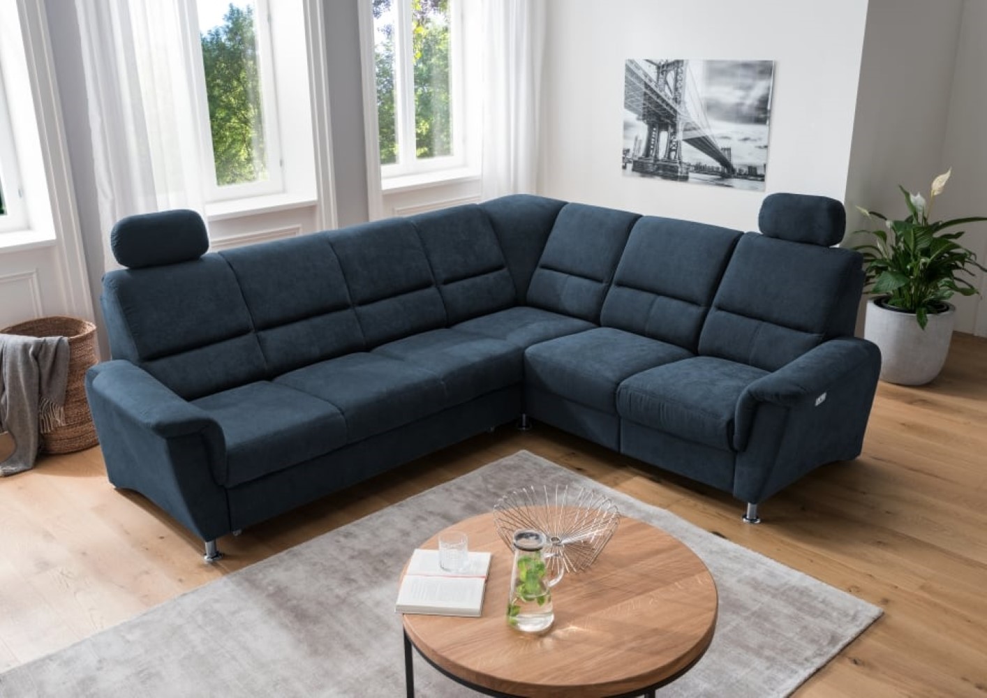 Ecksofa Parole von Benformato: Multifunktionaler Luxus mit Schlaffunktion und Relaxfunktion für Ihr Zuhause Ecksofa Parole von Benformato: Multifunktionaler Luxus mit Schlaffunktion und Relaxfunktion für Ihr Zuhause