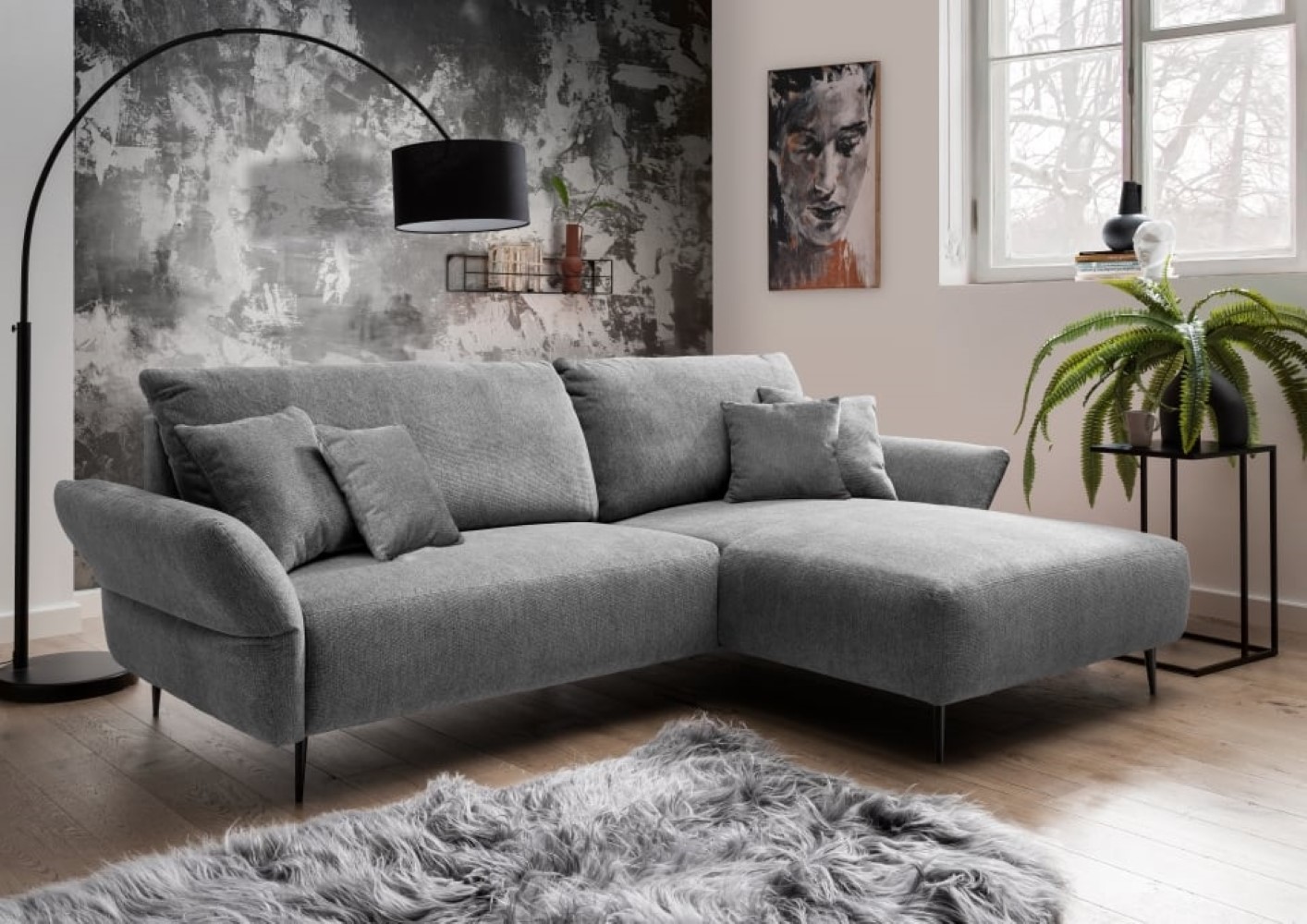 Benformato_Vanilla_2AF-RECAF_9751_ZK9751-1 Graue Eleganz: Das moderne Ecksofa Vardo von Benformato in stilvollem Mikrofaserdesign