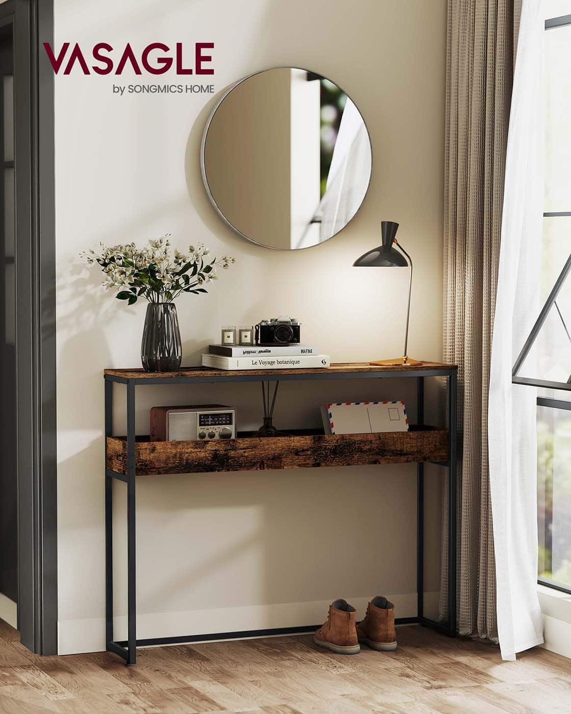 Schmaler Konsolentisch mit zwei Ebenen und halboffenen Fächern