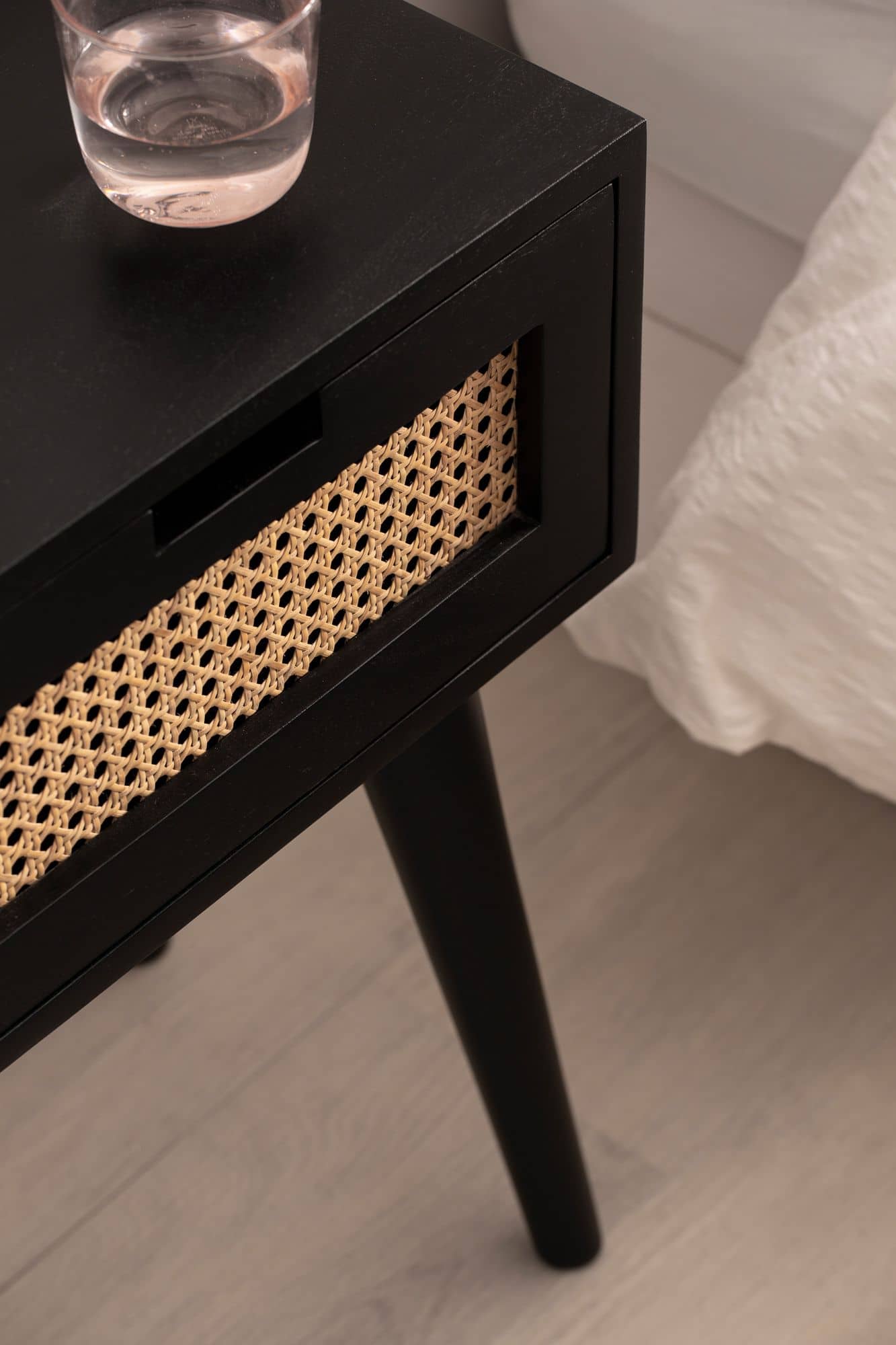 Nachtkonsole Mango Massivholz / Rattan 40x60x30 cm Nachttisch Schwarz