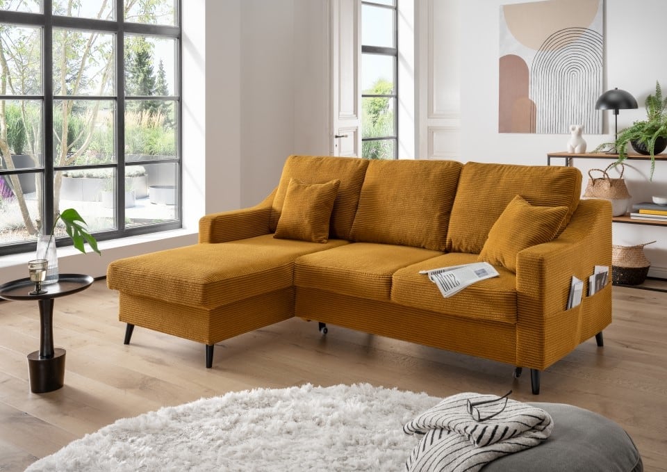 Sofa Valentina von Benformato: Elegantes Breitcord-Sofa mit Schlaffunktion, Bettkasten und Flexibler Recamiere – In drei stilvollen Farben erhältlich