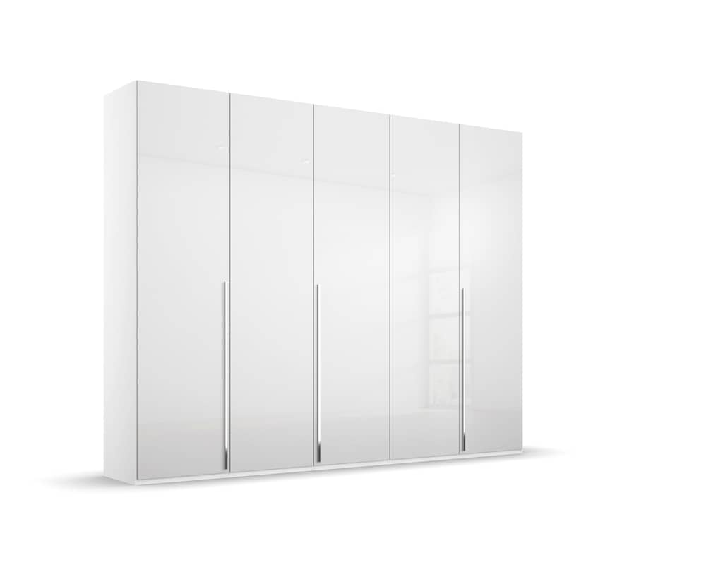 5-türiger Kleiderschrank Montclar - Drehtürenschrank mit integrierten Schubkasteneinsatz, Innenspiegel und Wäscheeinteilung von Rauch 5-türiger Kleiderschrank Montclar - Drehtürenschrank mit integrierten Schubkasteneinsatz, Innenspiegel und Wäscheeinteilung von Rauch