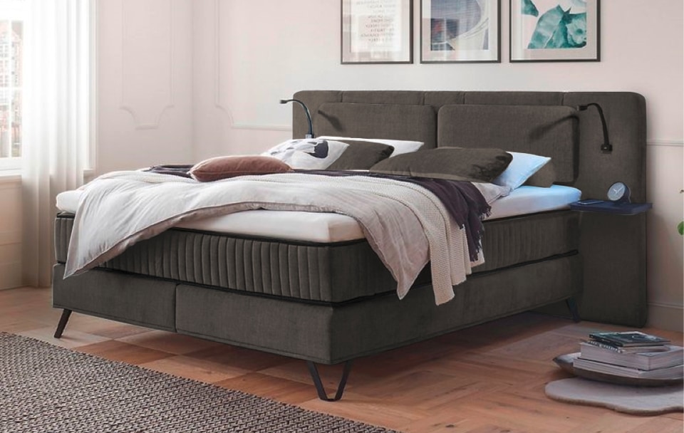 Milazzo_Aphrodite_allgemein_Mocca Stilvolle Wärme im Schlafzimmer: Das ED Exciting Design Milazzo Boxspringbett in Aphrodite Mocca – 9-Zonen-Tonnentaschenfederkern und Wireless Charging für ein traumhaftes Schlaferlebnis