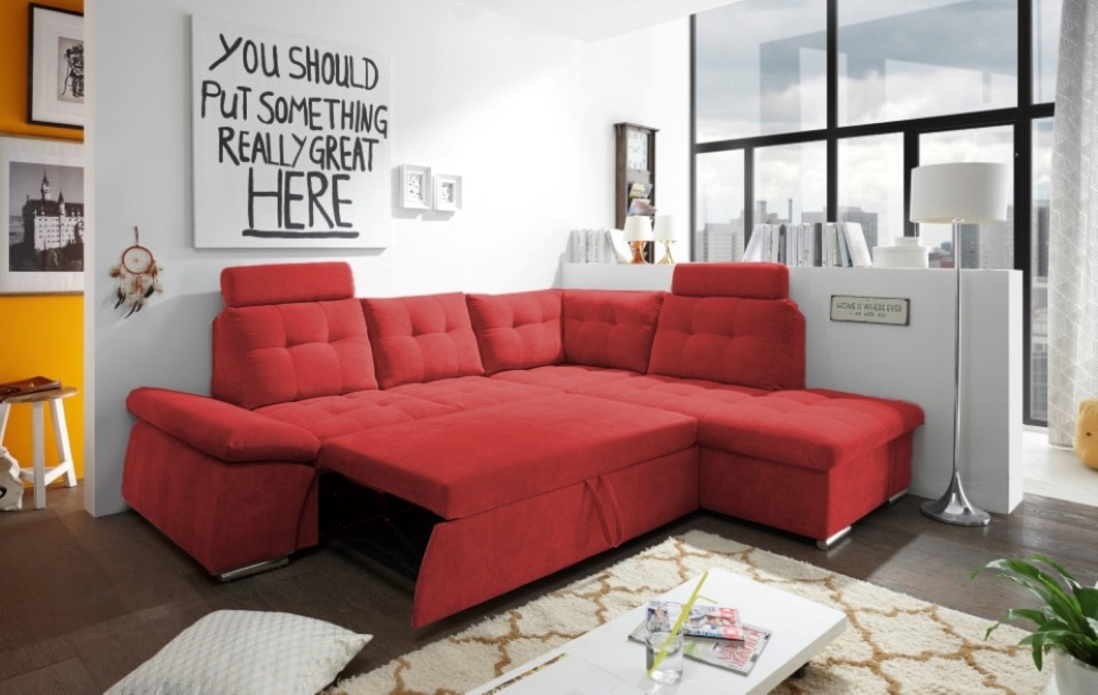 Nalo_gross_Uran_offen_berry Verstellbare Raffinesse: Berry-farbenes Nalo Schlafsofa mit Bettkasten von ED Exciting Design