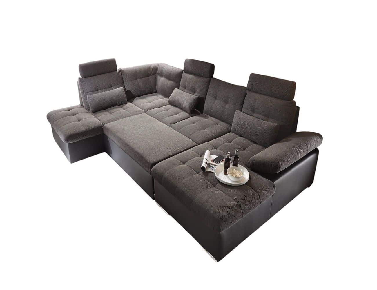 Elegante Wohnlandschaft Jakarta von Ed Exciting Design – Luxus und Komfort in einem