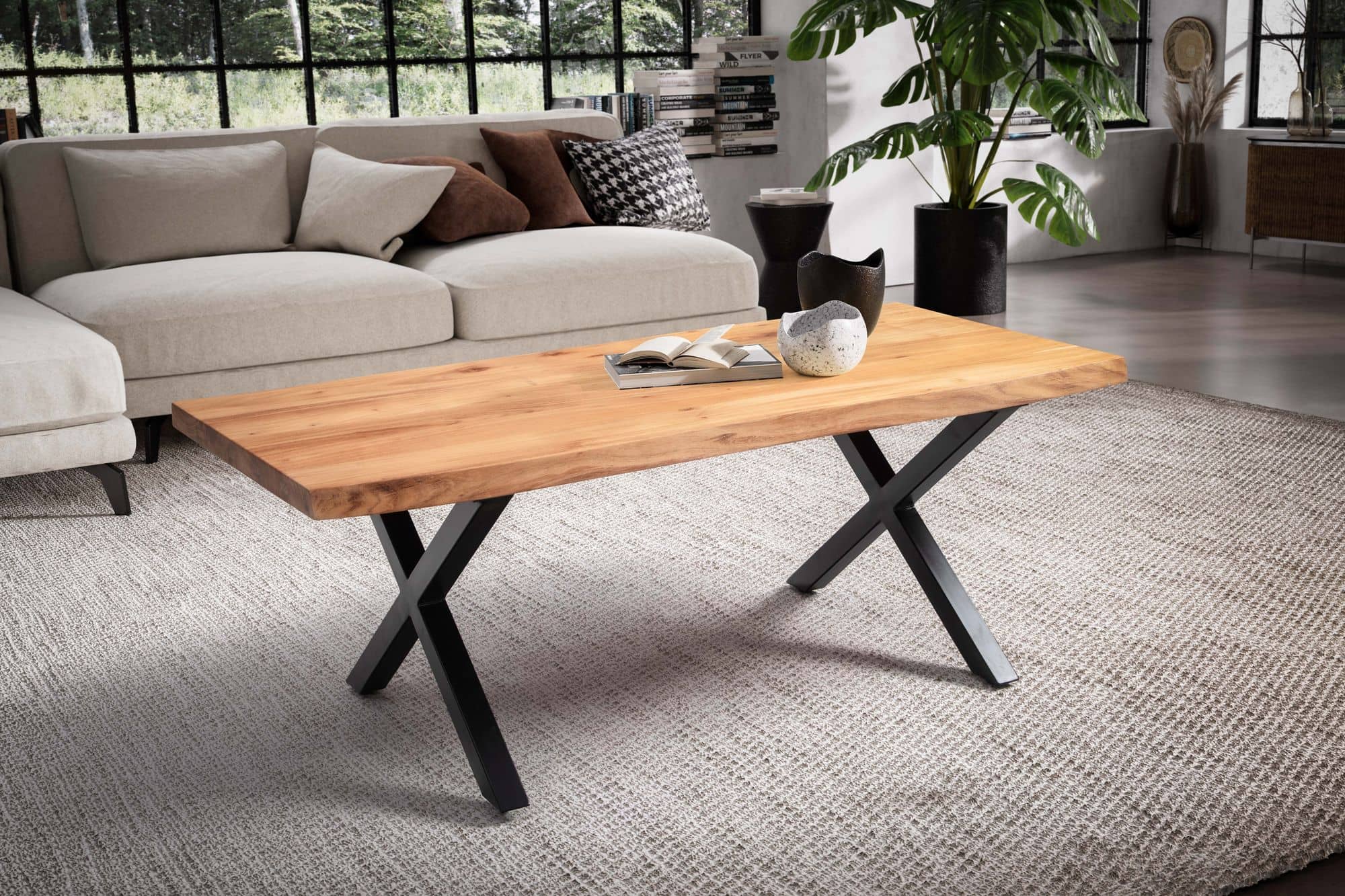 Couchtisch 120x60x46 cm Akazie Massivholz / Metall Baumkante Couchtisch 120x60x46 cm Akazie Massivholz / Metall Baumkante