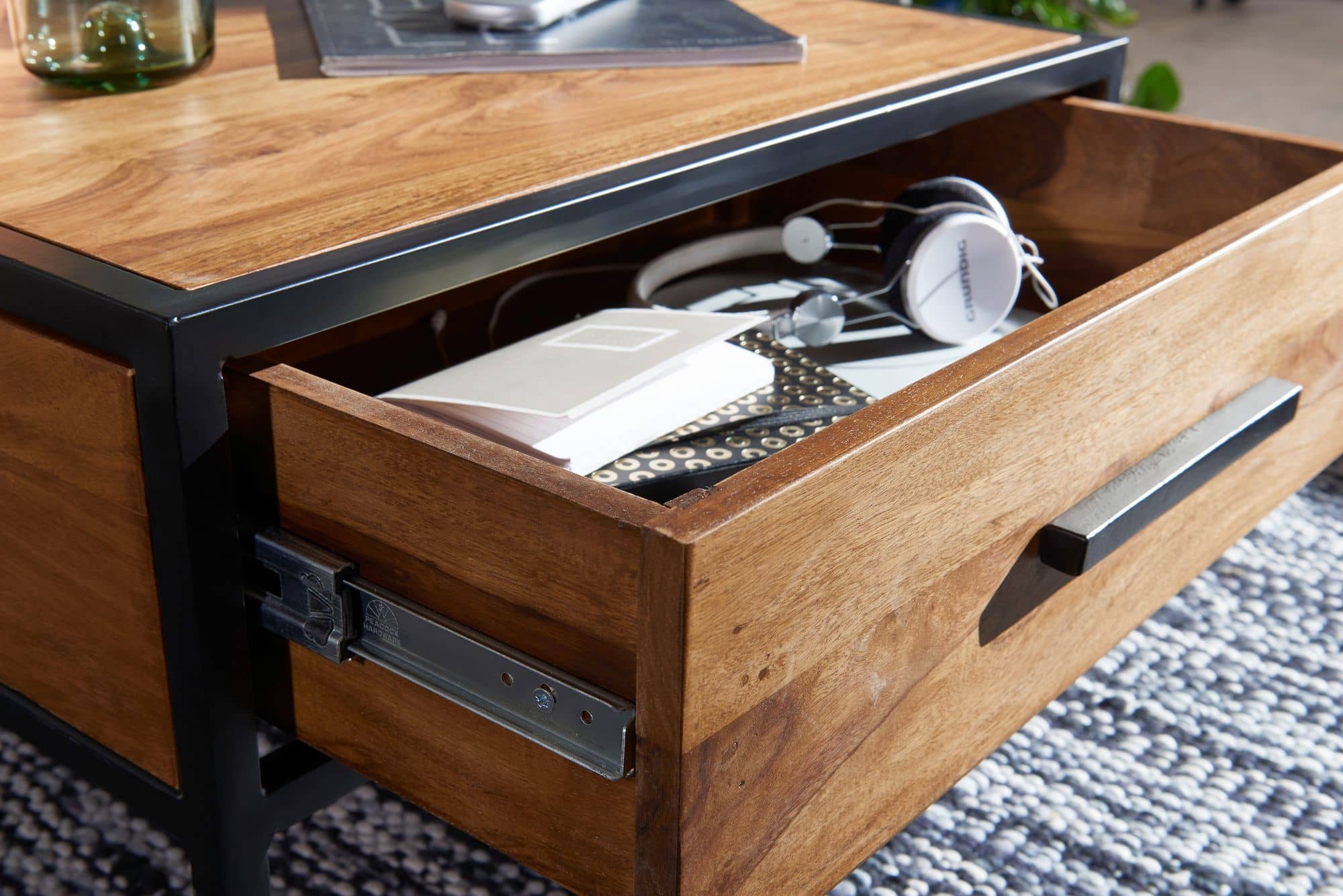 Couchtisch WL5.623 Massivholz / Metall Sofatisch 65x38x65cm