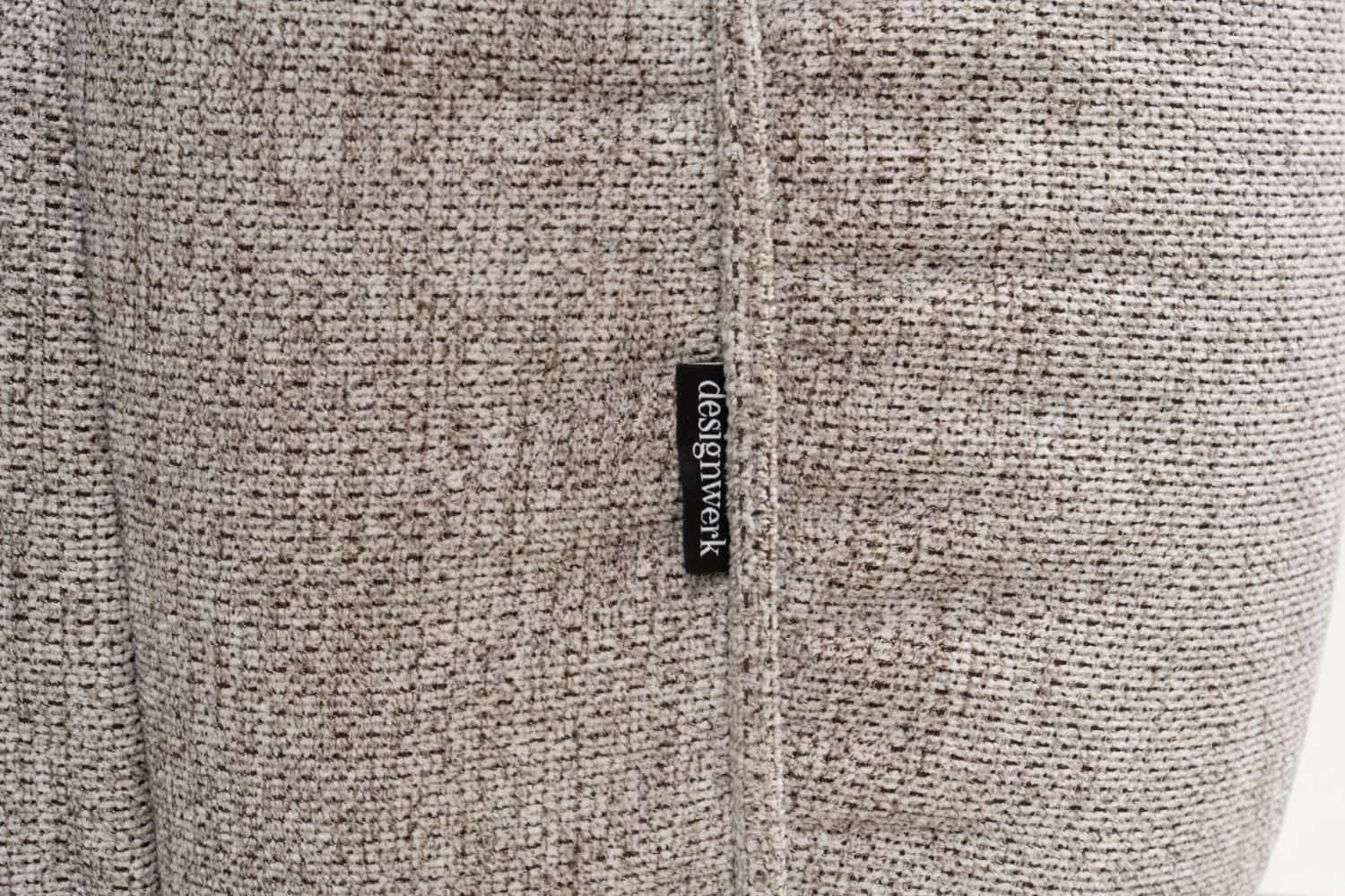 Bigsofa Fluffy im Chenille-Stoff mit Sitztiefenverstellung - designwerk Bigsofa Fluffy im Chenille-Stoff mit Sitztiefenverstellung - designwerk