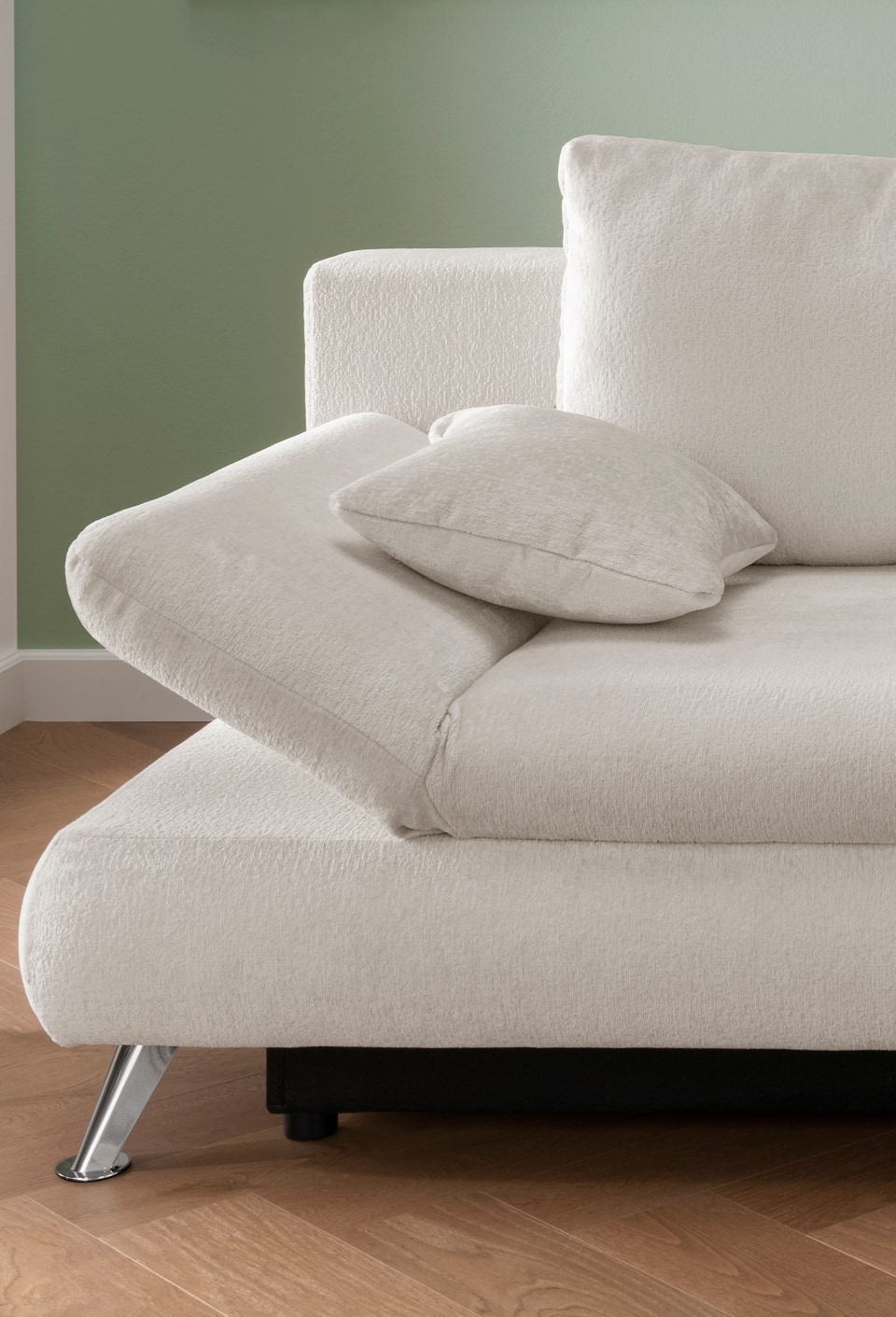 Benformato_Dale_2FAFBK_6900_F06-8 Orsa Weiß: Ein Hauch von Luxus im modernen Design des Sofa Dale