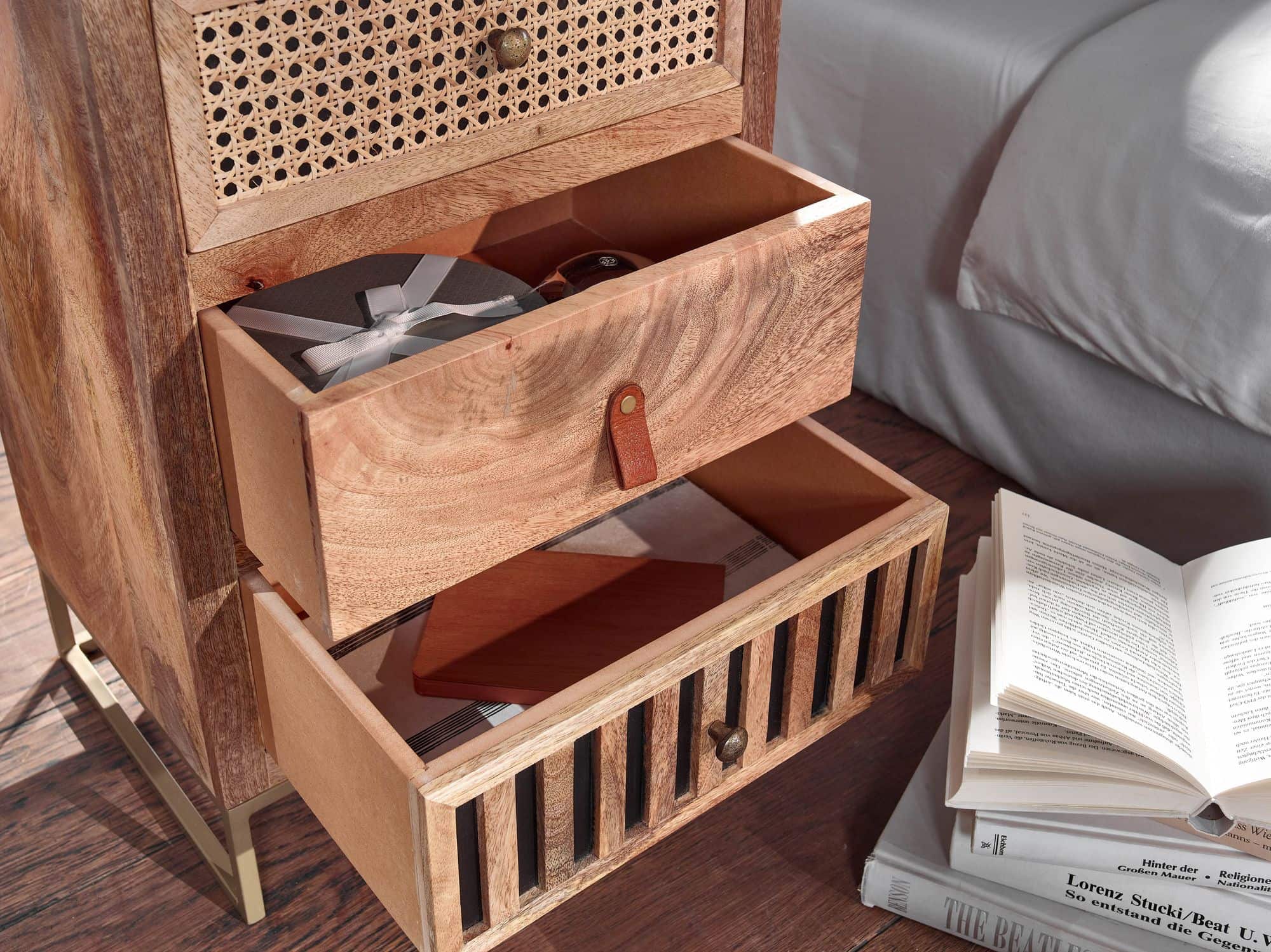 Nachttisch Mango Massivholz / Metall 40x60x30 cm Nachtschrank Boxspringbett Nachttisch Mango Massivholz / Metall 40x60x30 cm Nachtschrank Boxspringbett