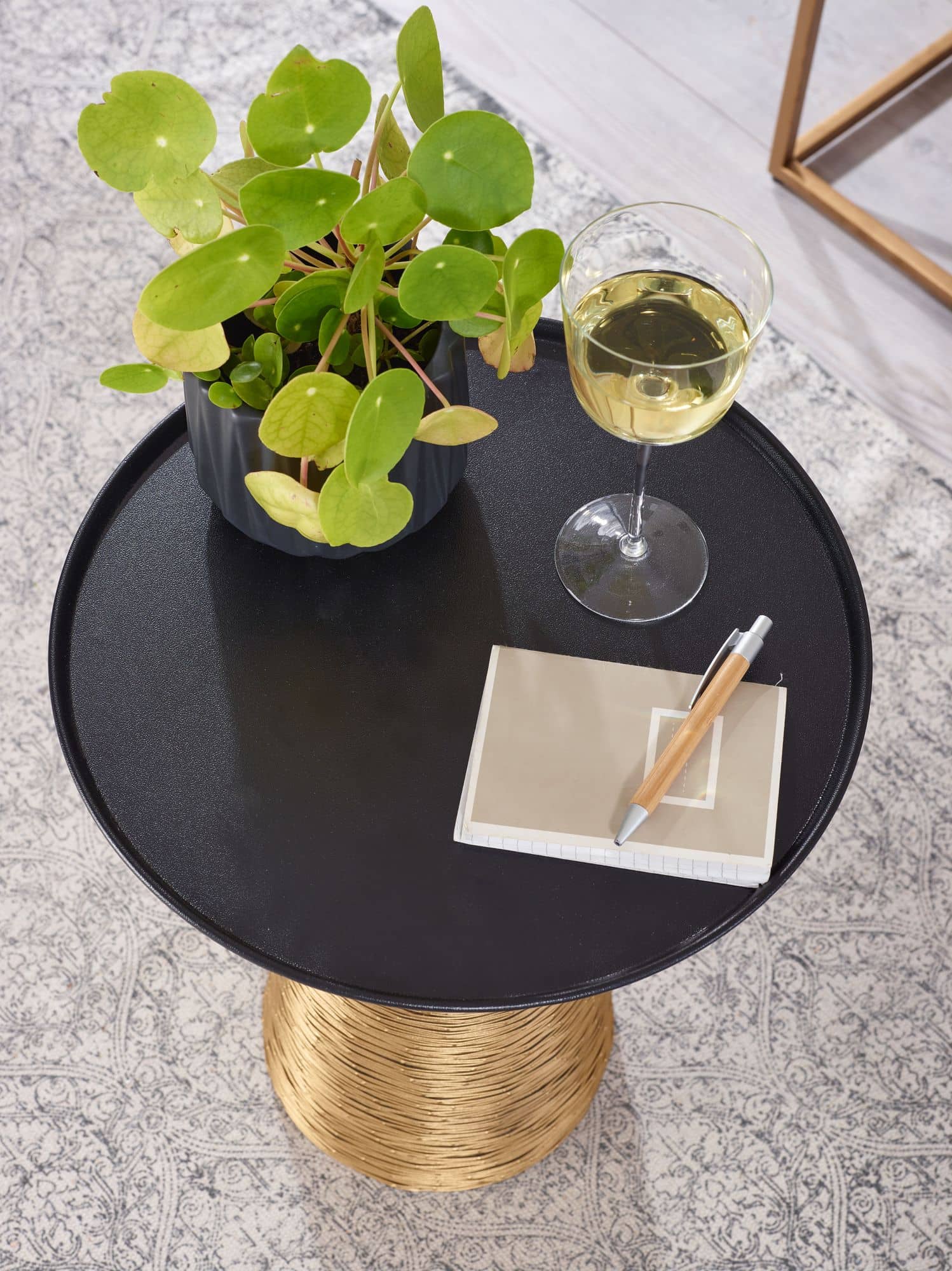 Beistelltisch Gold Schwarz 40x40x45 cm Anstelltisch Aluminium Beistelltisch Gold Schwarz 40x40x45 cm Anstelltisch Aluminium