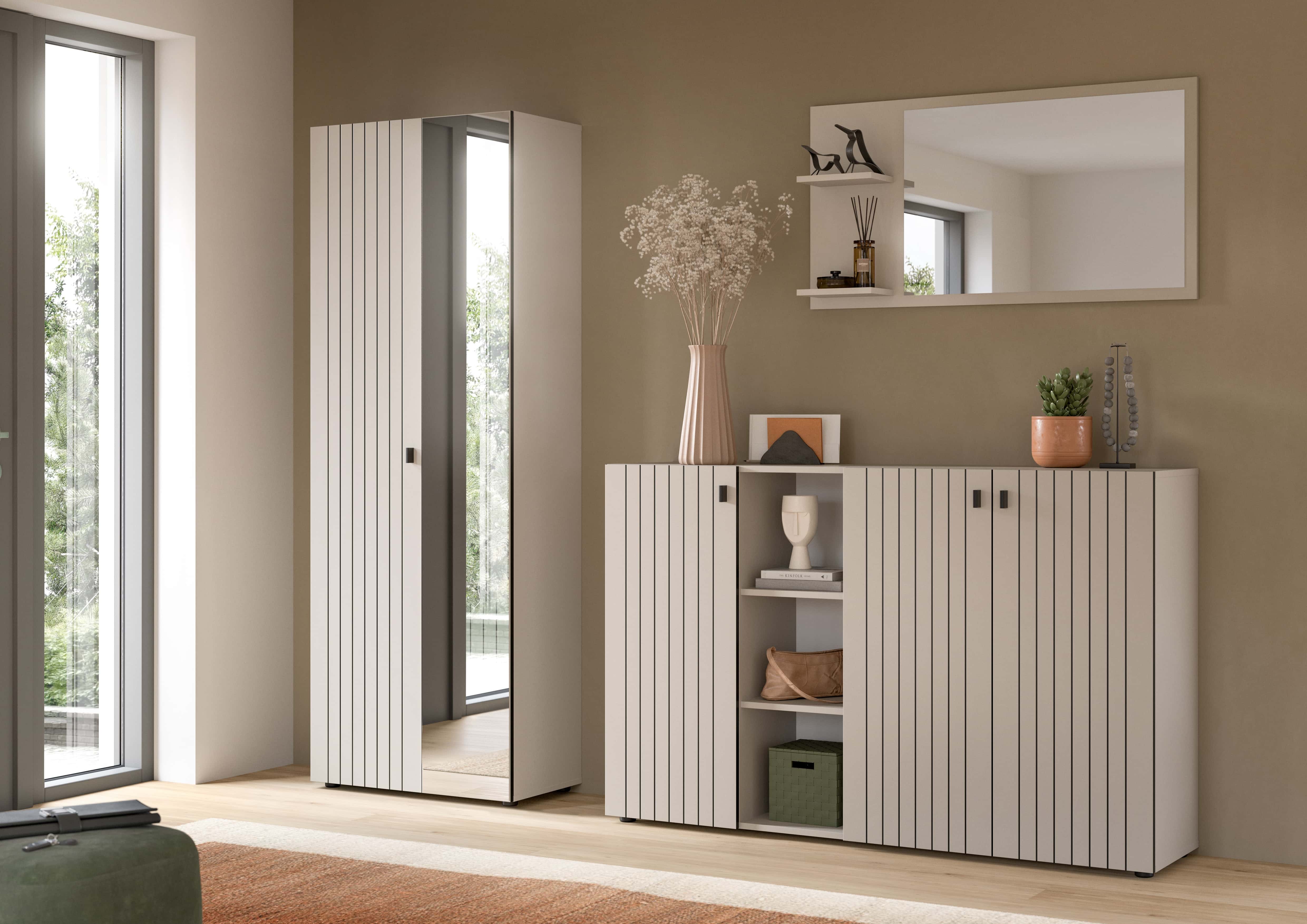 Station Garderobenkombination