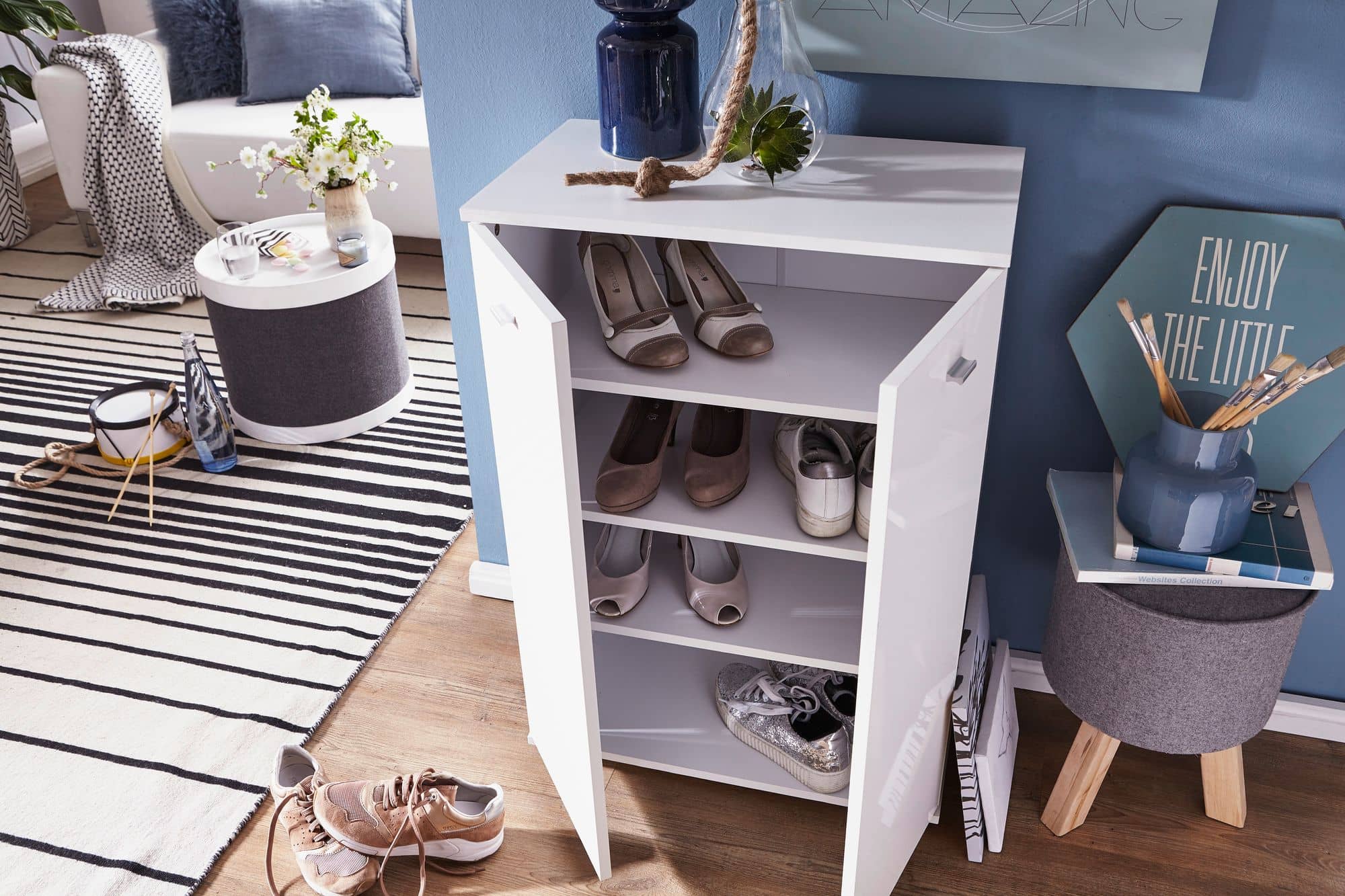 Design Schuhschrank NIMES modern Holz Weiß 12 Paar Schuhe 4 Fächer 2 Türen Design Schuhschrank NIMES modern Holz Weiß 12 Paar Schuhe 4 Fächer 2 Türen