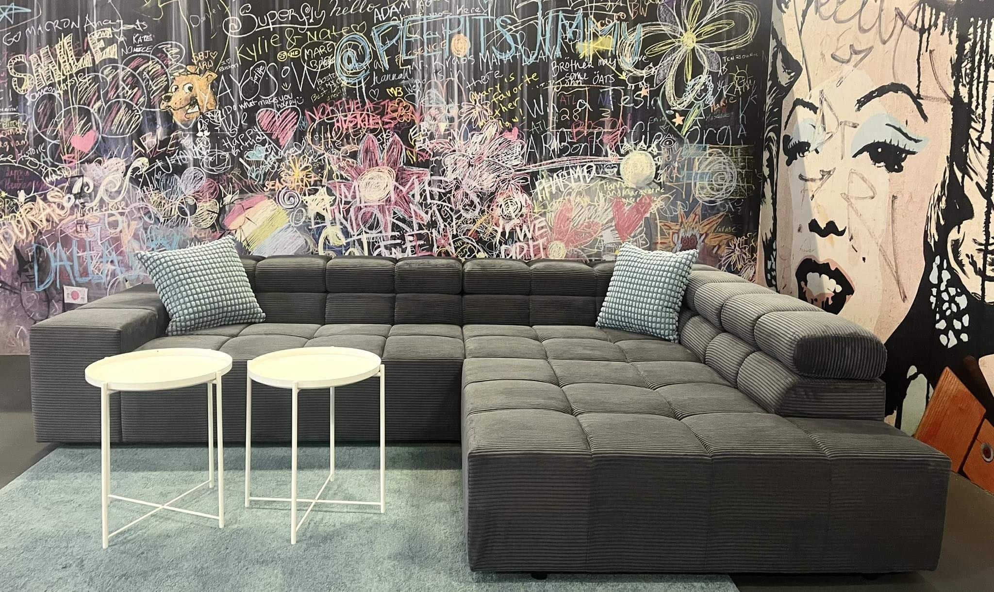 Ecksofa Alvia Grau Breitcord – Myhomelando mit verstellbaren Kopflehnen Ecksofa Alvia Grau Breitcord – Myhomelando mit verstellbaren Kopflehnen