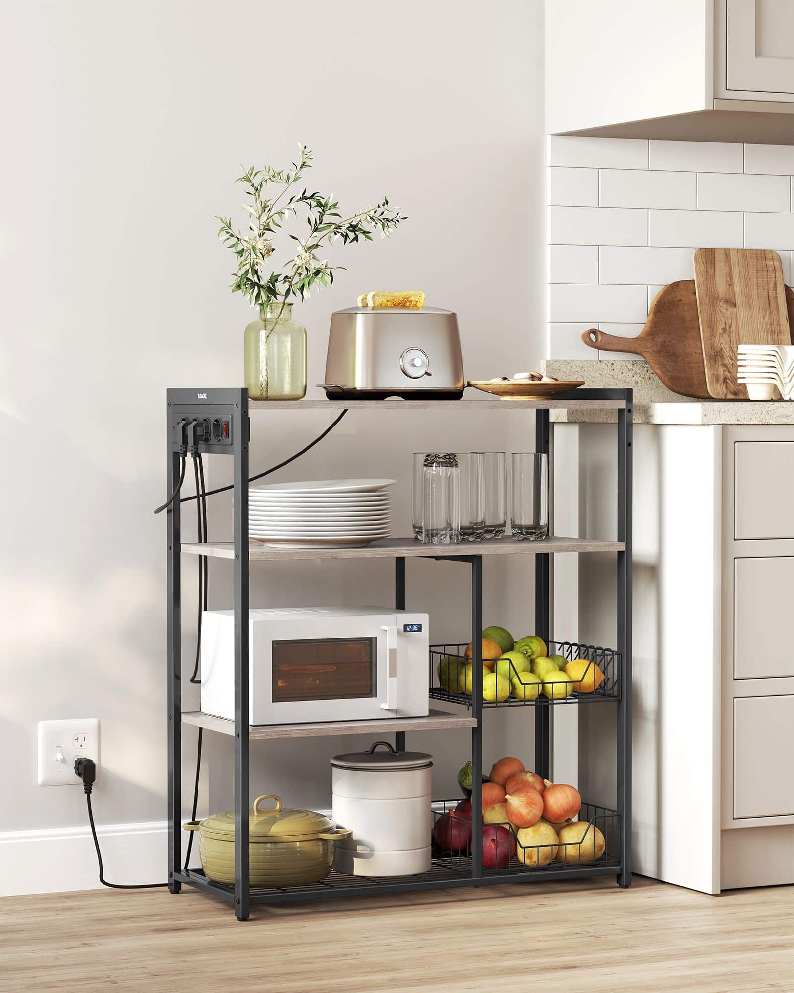 VASAGLE Küchenregal mit Steckdosen, Gitterkörben und Haken – 80x35x93,5 cm, Greige-Schwarz VASAGLE Küchenregal mit Steckdosen, Gitterkörben und Haken – 80x35x93,5 cm, Greige-Schwarz