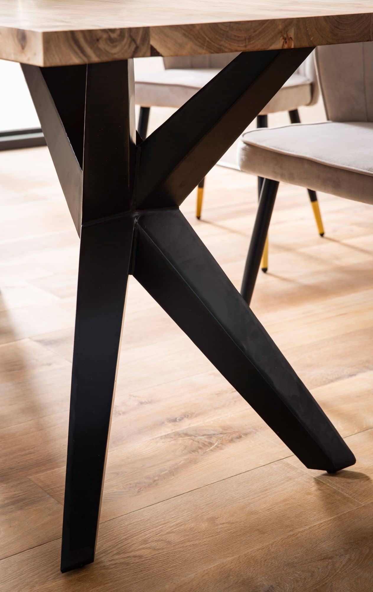 Esszimmertisch 160x80x76 cm Akazie Massivholz Metall Esstisch Loft-Style Esszimmertisch 160x80x76 cm Akazie Massivholz Metall Esstisch Loft-Style