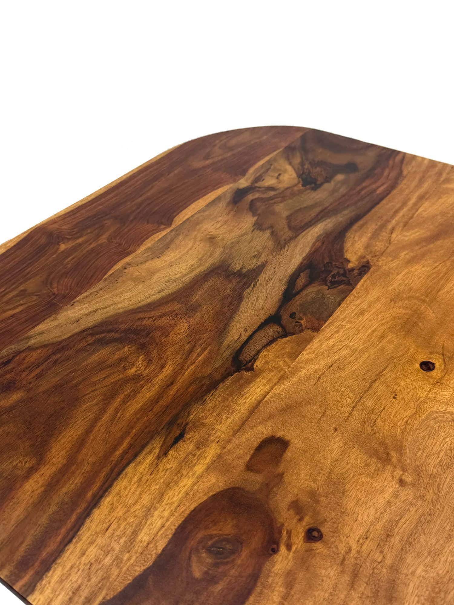 Couchtisch Sheesham Massivholz 60cm quadratisch – Handgefertigter Wohnzimmertisch aus Echtholz mit abgerundeten Kanten im modernen Design Couchtisch Sheesham Massivholz 60cm quadratisch – Handgefertigter Wohnzimmertisch aus Echtholz mit abgerundeten Kanten im modernen Design