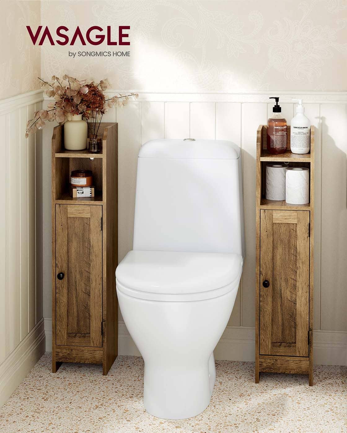 Schmaler Badezimmerschrank mit Tür und Regal für kleines Bad