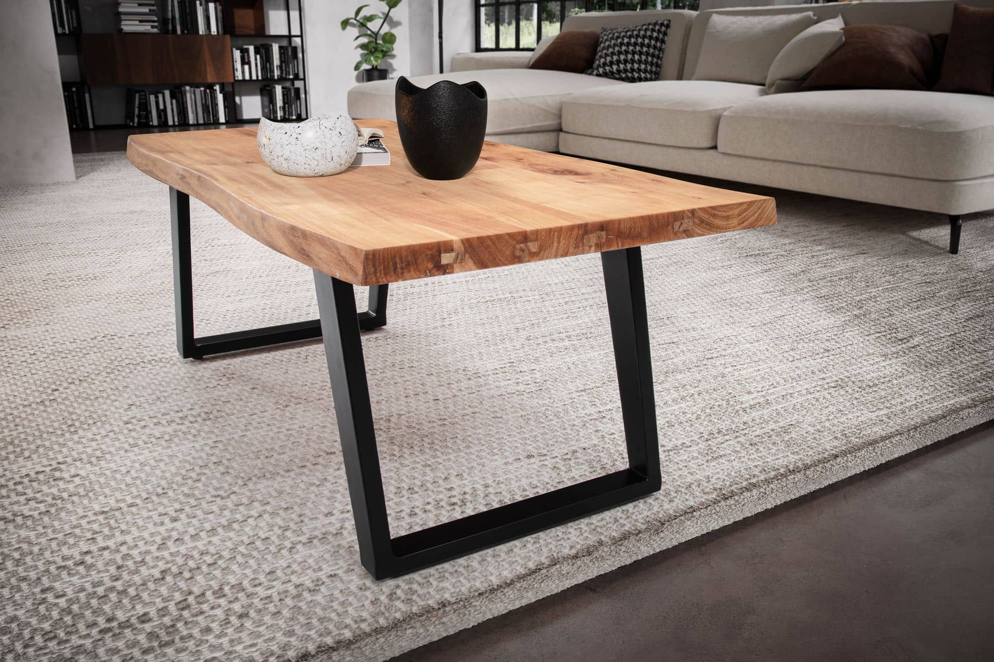 Couchtisch 120x60x46 cm Akazie Massivholz / Metall Baumkante Couchtisch 120x60x46 cm Akazie Massivholz / Metall Baumkante
