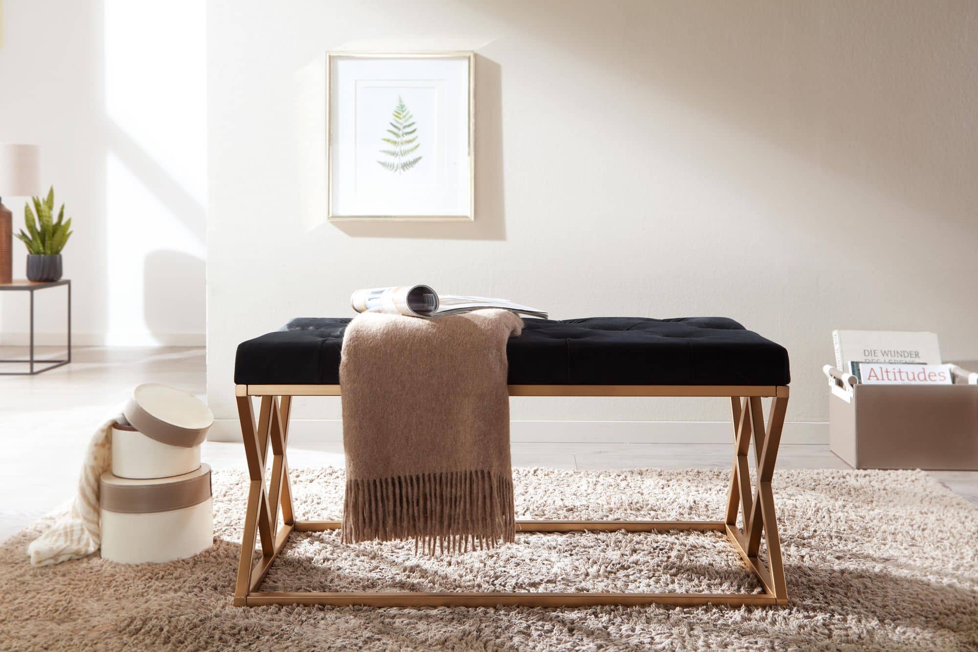 Sitzbank Samt Schwarz 90x46x44 cm Flur Polsterbank mit Metallgestell Sitzbank Samt Schwarz 90x46x44 cm Flur Polsterbank mit Metallgestell