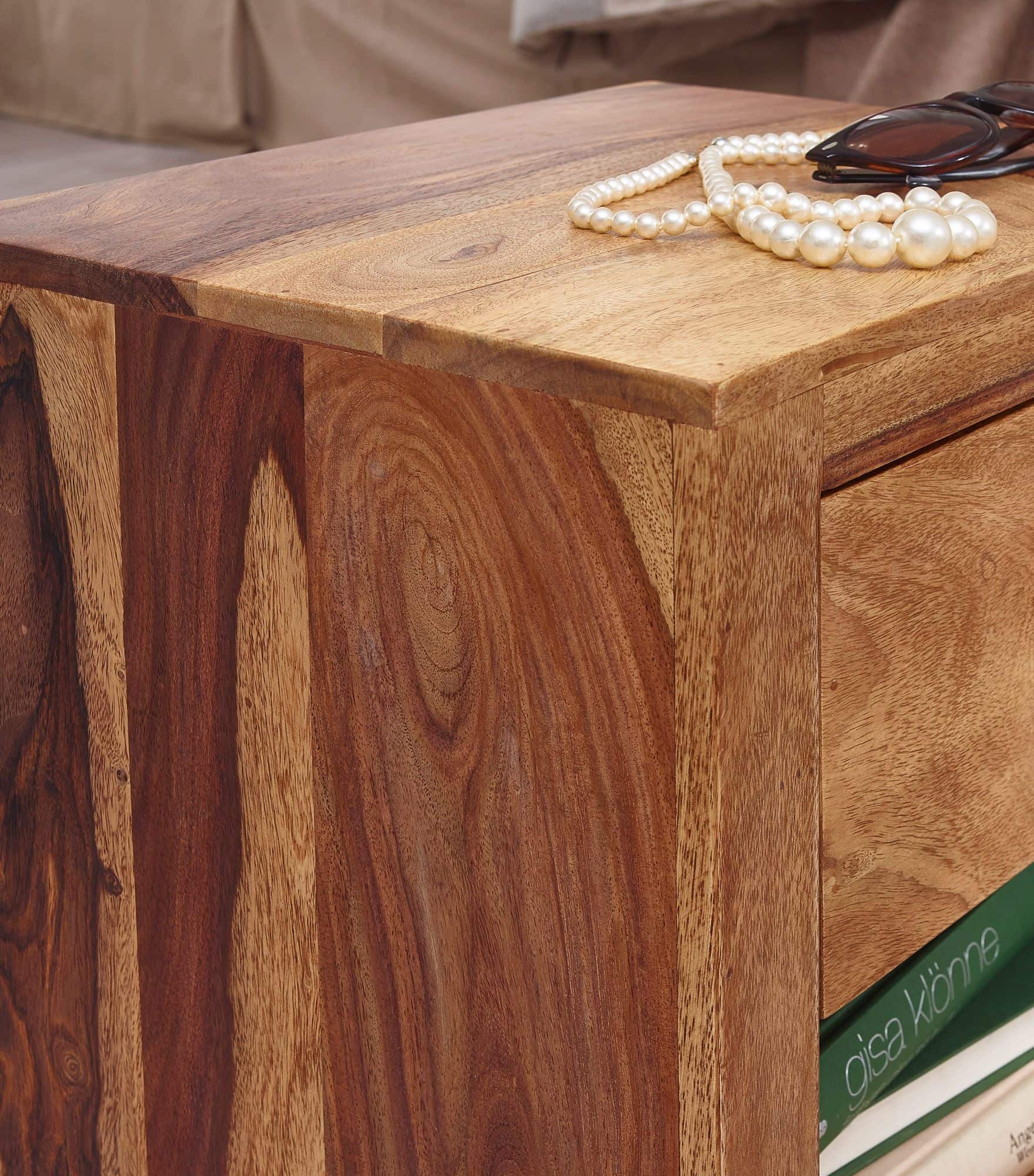 Nachttisch MUMBAI aus Sheesham Massiv-Holz 40 x 40 x 30 cm Nachttisch MUMBAI aus Sheesham Massiv-Holz 40 x 40 x 30 cm