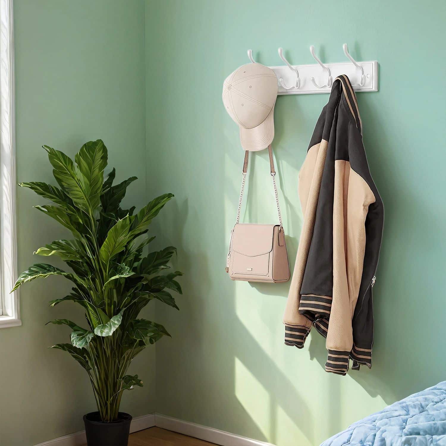 Wandgarderobe, Garderobenleiste, 4 Dreifach-Haken aus Metall