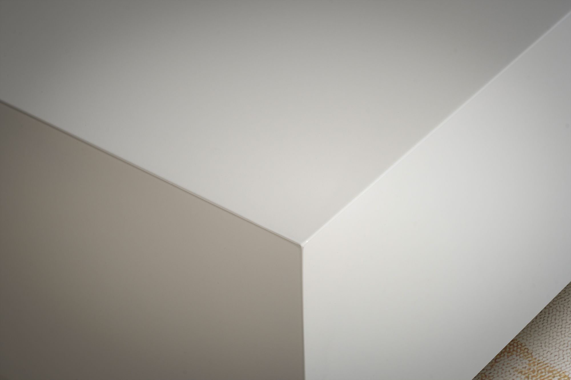 Couchtisch MONOBLOC 60x60x35 cm Weiß Hochglanz Couchtisch MONOBLOC 60x60x35 cm Weiß Hochglanz
