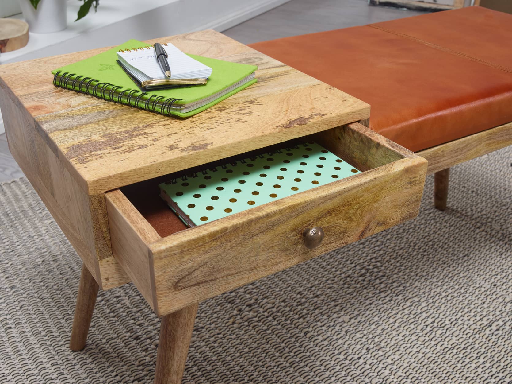 46006-WOHNLING-Sitzbank-mit-1-Schublade-und-Ziege_1 Sitzbank Ziegenleder / Massivholz Bank 100x52x38 cm im Retro Stil