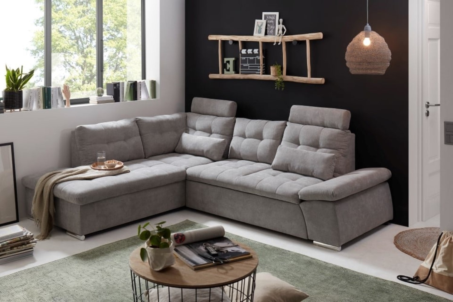 Nalo-2F-Rec_Uran-02-schlamm_Milieu_i3JnSdbOcFfCk Warm und Zeitlos: Nalo Schlafsofa in Schlamm – verstellbare Armlehnen inklusive