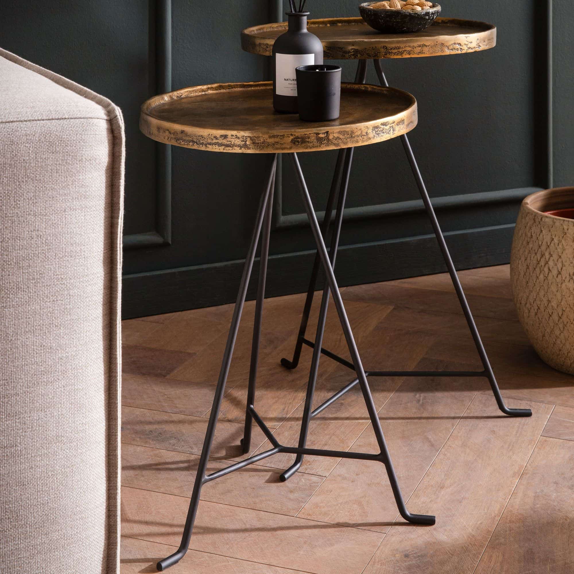 Beistelltisch 2er Set Metall Gold / Schwarz Design Satztisch Rund Beistelltisch 2er Set Metall Gold / Schwarz Design Satztisch Rund