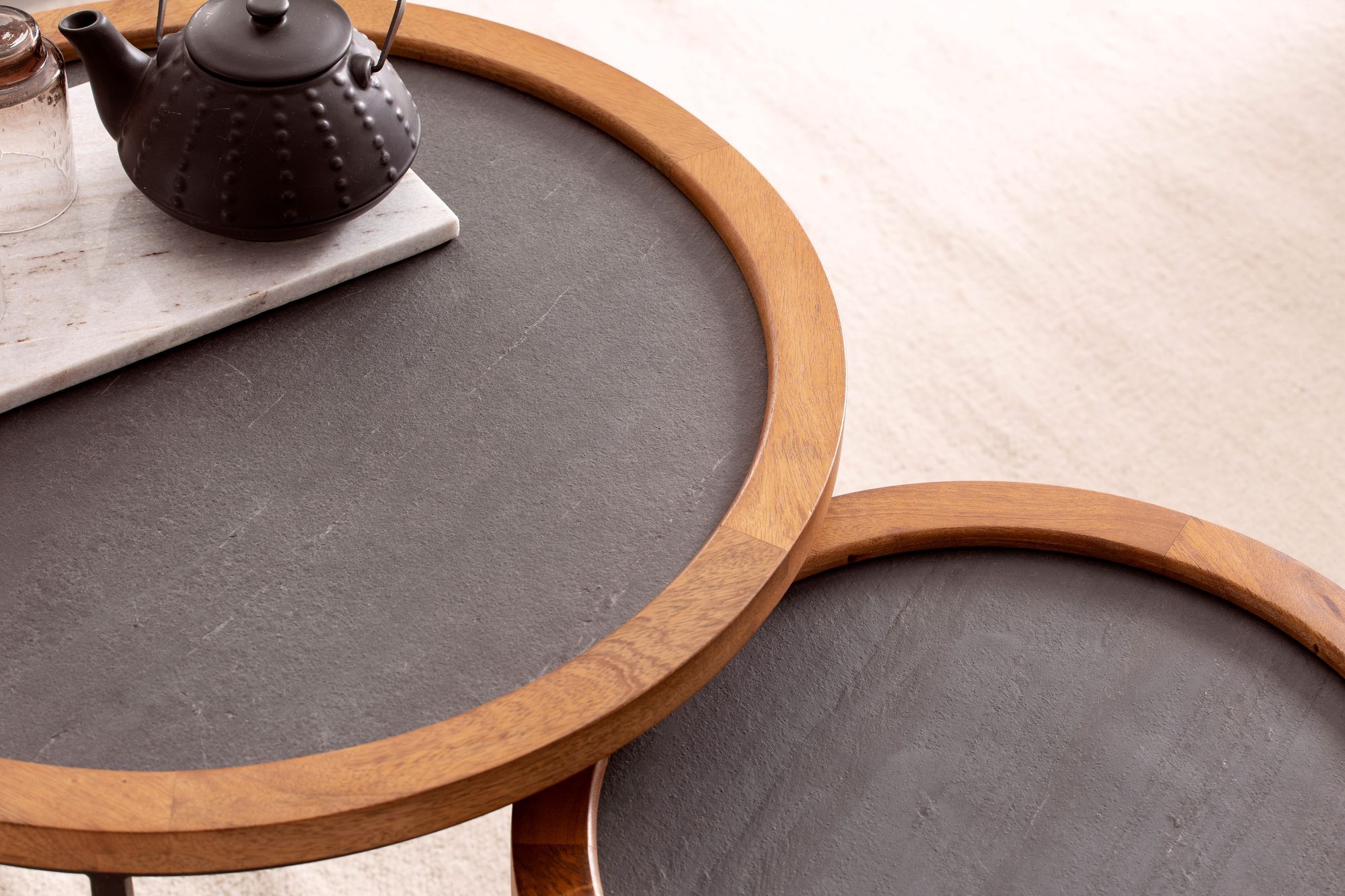 Couchtisch 2er Set Mango Massivholz / Steinoptik Wohnzimmertisch Rund Couchtisch 2er Set Mango Massivholz / Steinoptik Wohnzimmertisch Rund