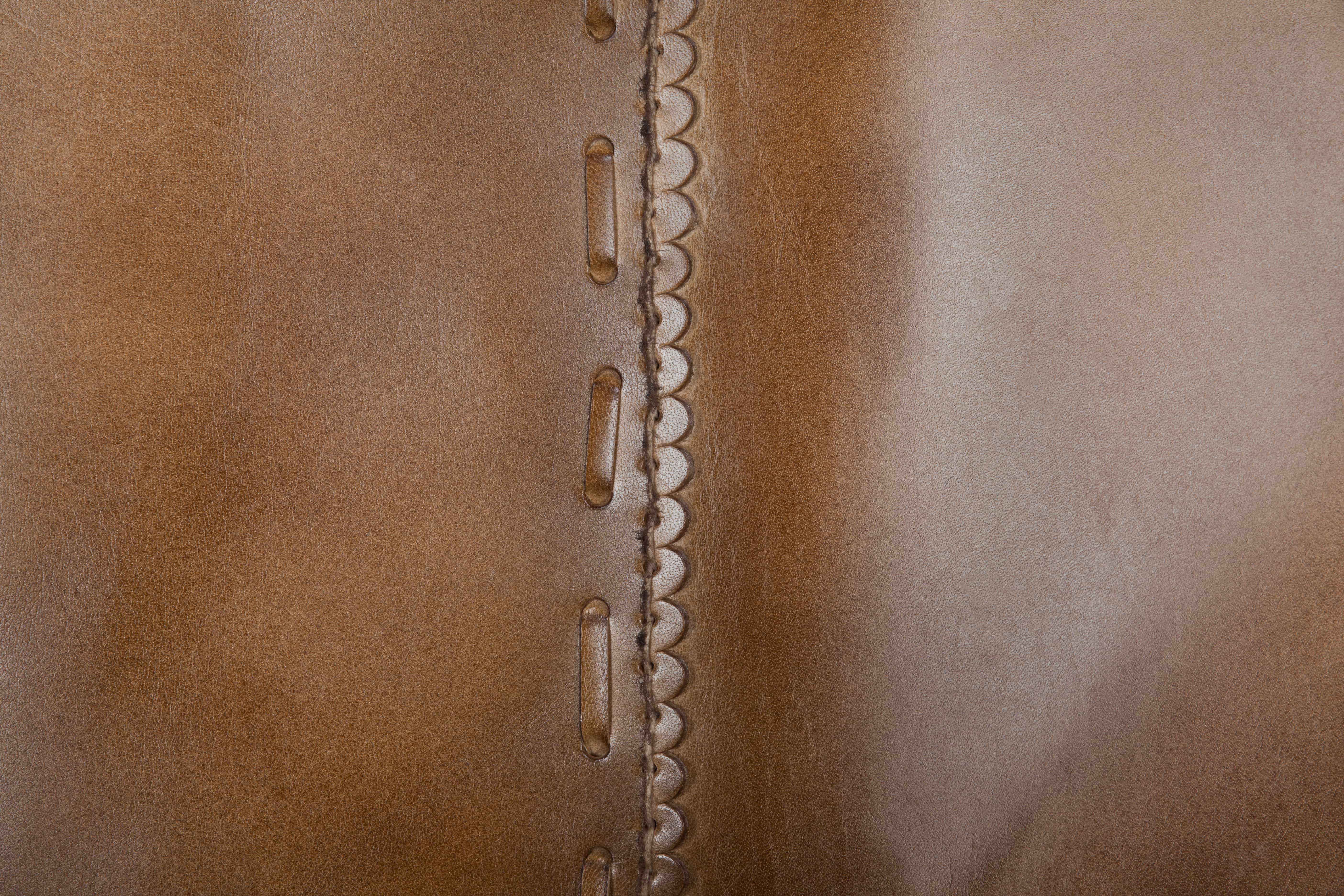 Schmetterling-Stuhl Juan 324 – Naturleder grünlich 71×78×89 cm Schmetterling-Stuhl Juan 324 – Naturleder grünlich 71×78×89 cm