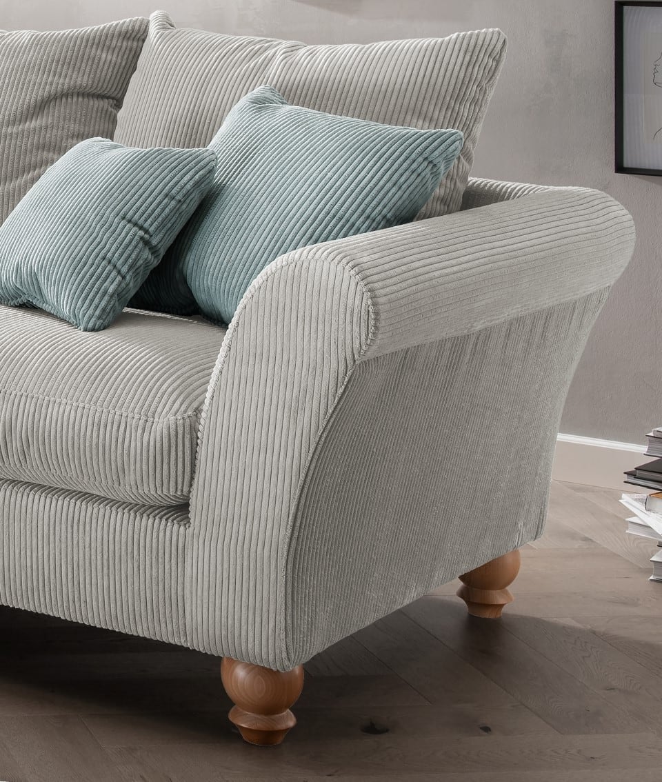 Benformato_Monza_2-REC_4802_ZK4803_FF01_F04-4eTd3vK30SVdEO Silberner Luxus: Sofa Monza von Benformato