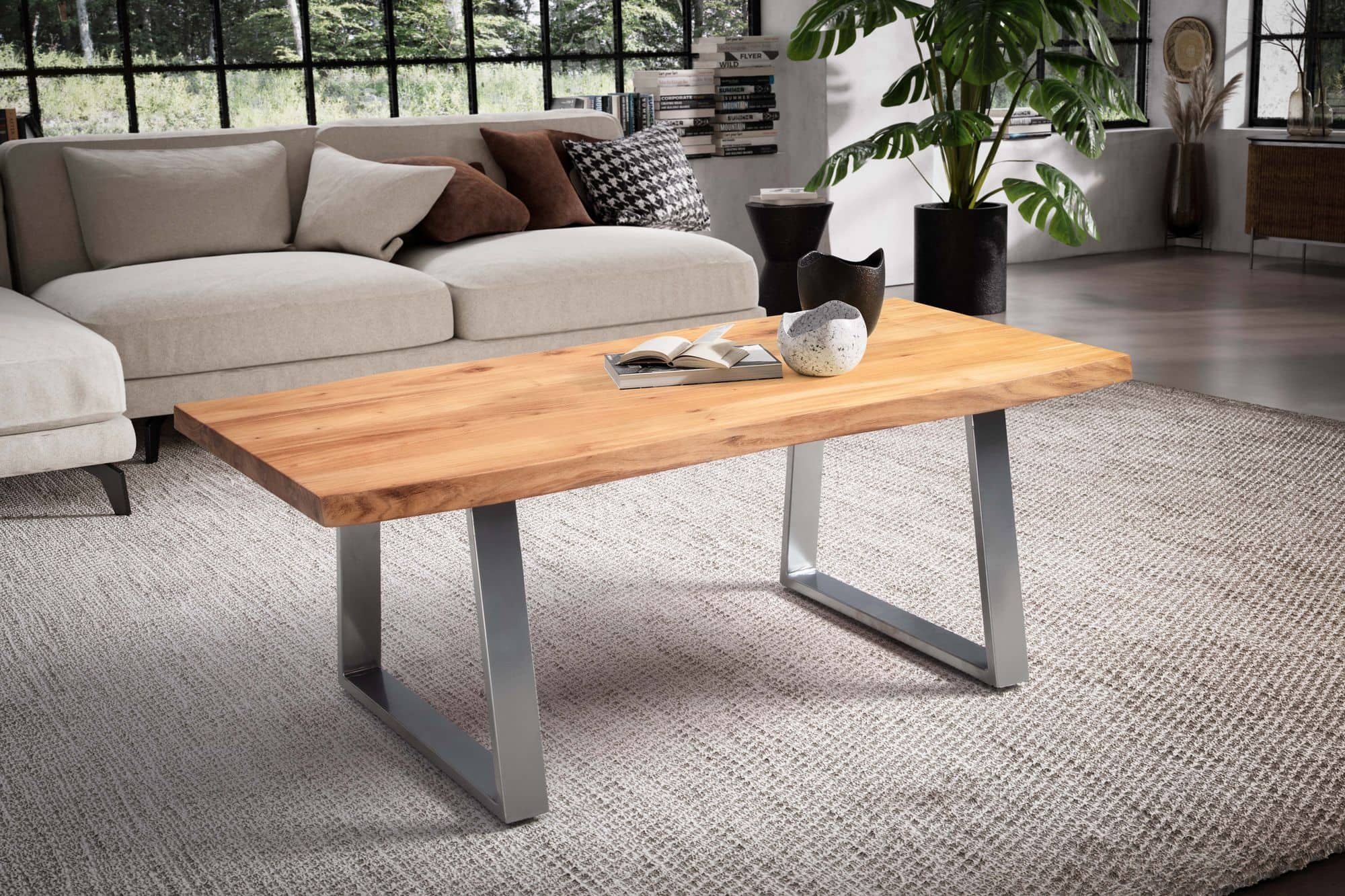 Couchtisch 120x60x46 cm Akazie Massivholz / Metall Baumkante Couchtisch 120x60x46 cm Akazie Massivholz / Metall Baumkante