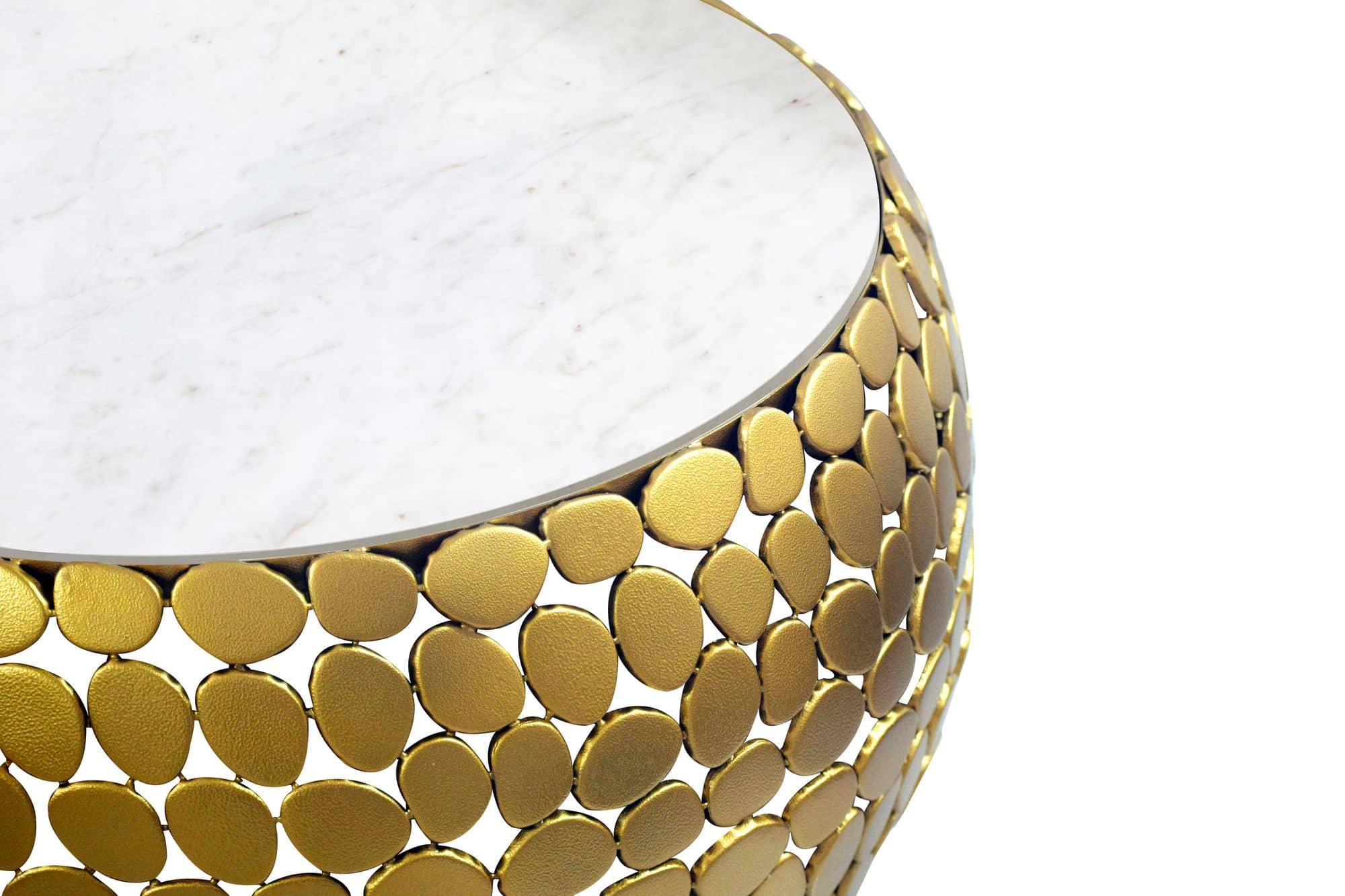 Design Couchtisch rund 66 cm aus Aluminium gold und weißer Marmor Tischplatte - Wohnzimmertisch Alu - Metall Sofatisch - Beistelltisch Wohnzimmer - Handmade