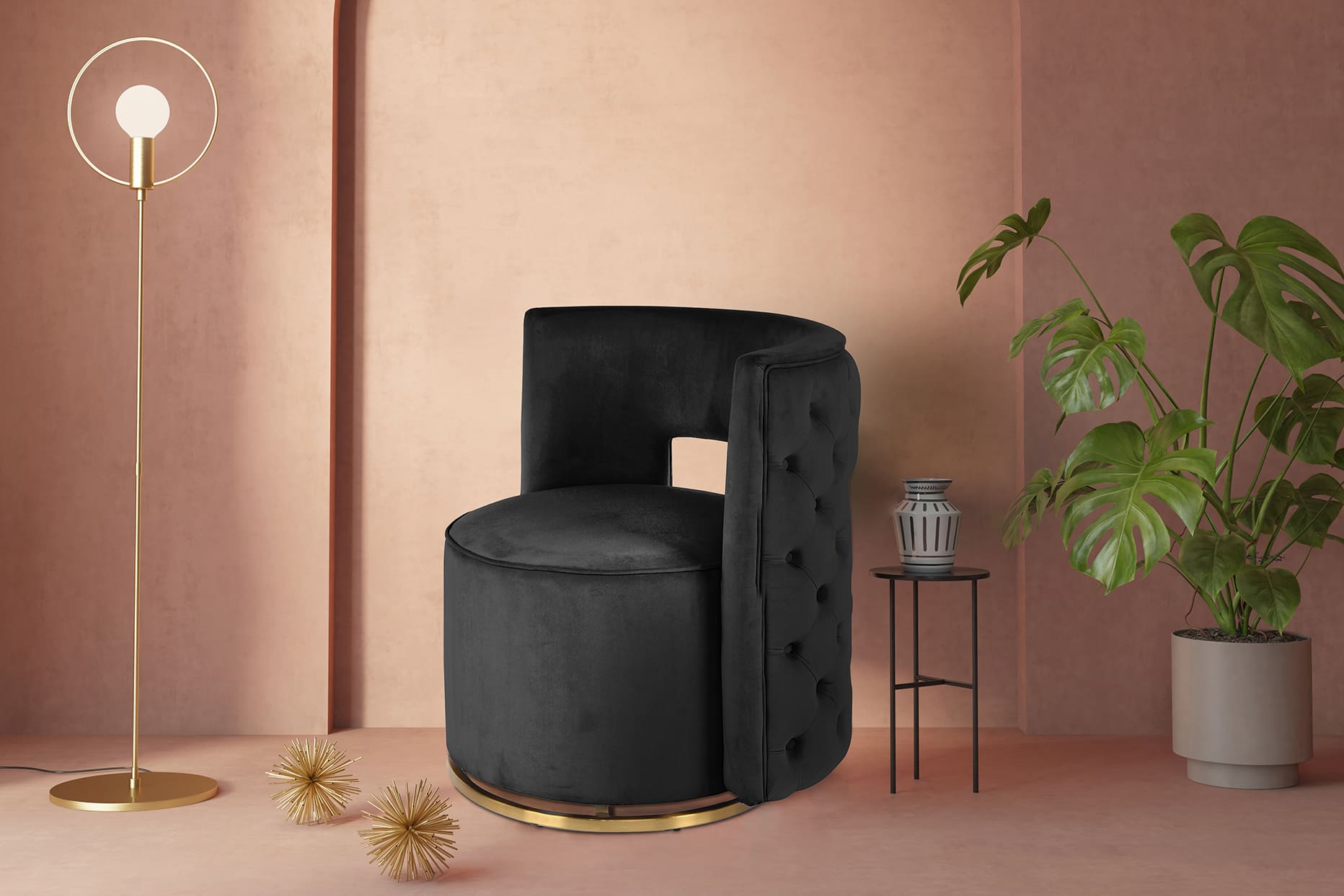 Glamouröser Sitztraum – Eleganter Polsterstuhl mit Samtbezug & Ziernähten