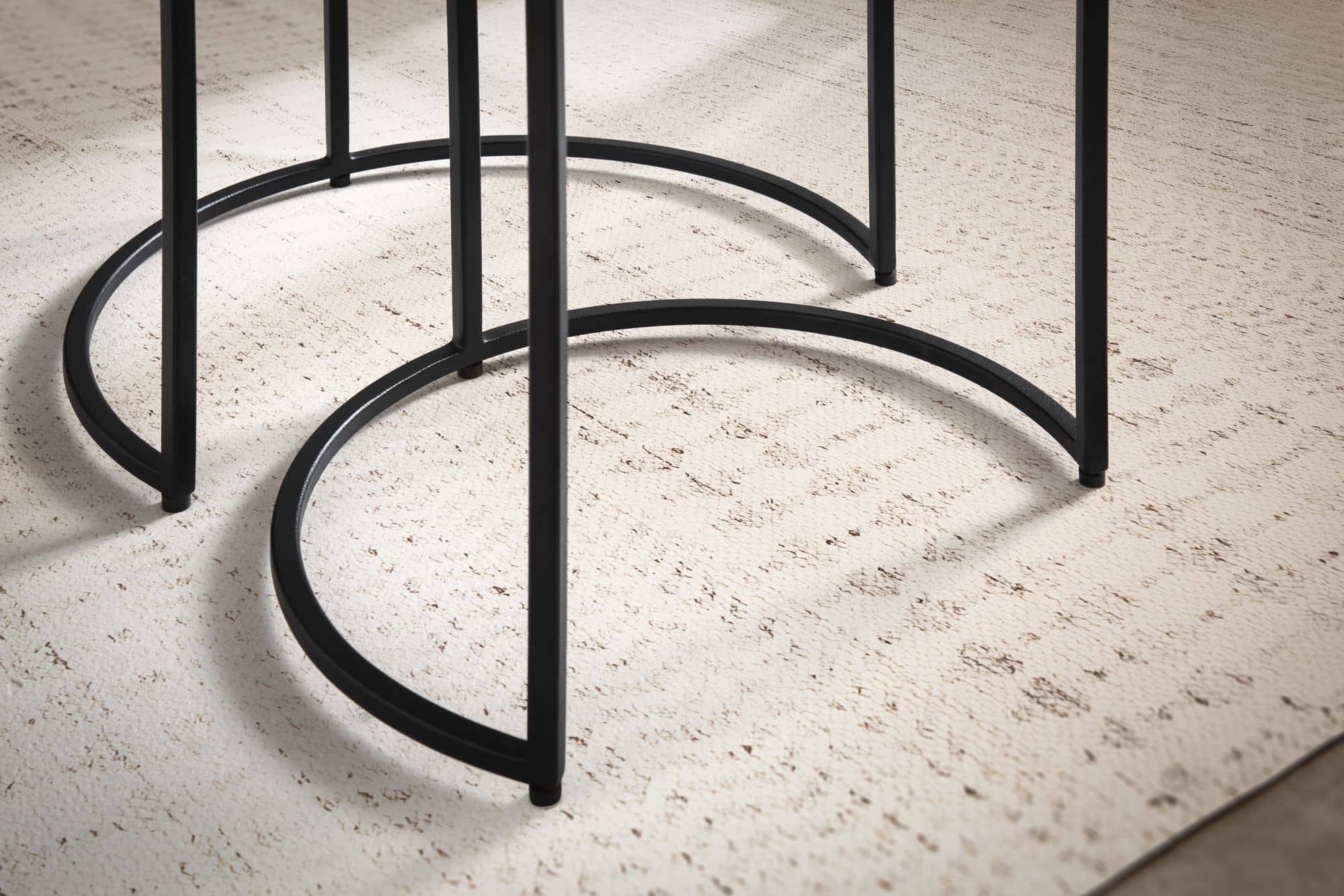 Beistelltisch 3er Set Aluminium Gold / Schwarz Design Satztisch Metall Rund Beistelltisch 3er Set Aluminium Gold / Schwarz Design Satztisch Metall Rund