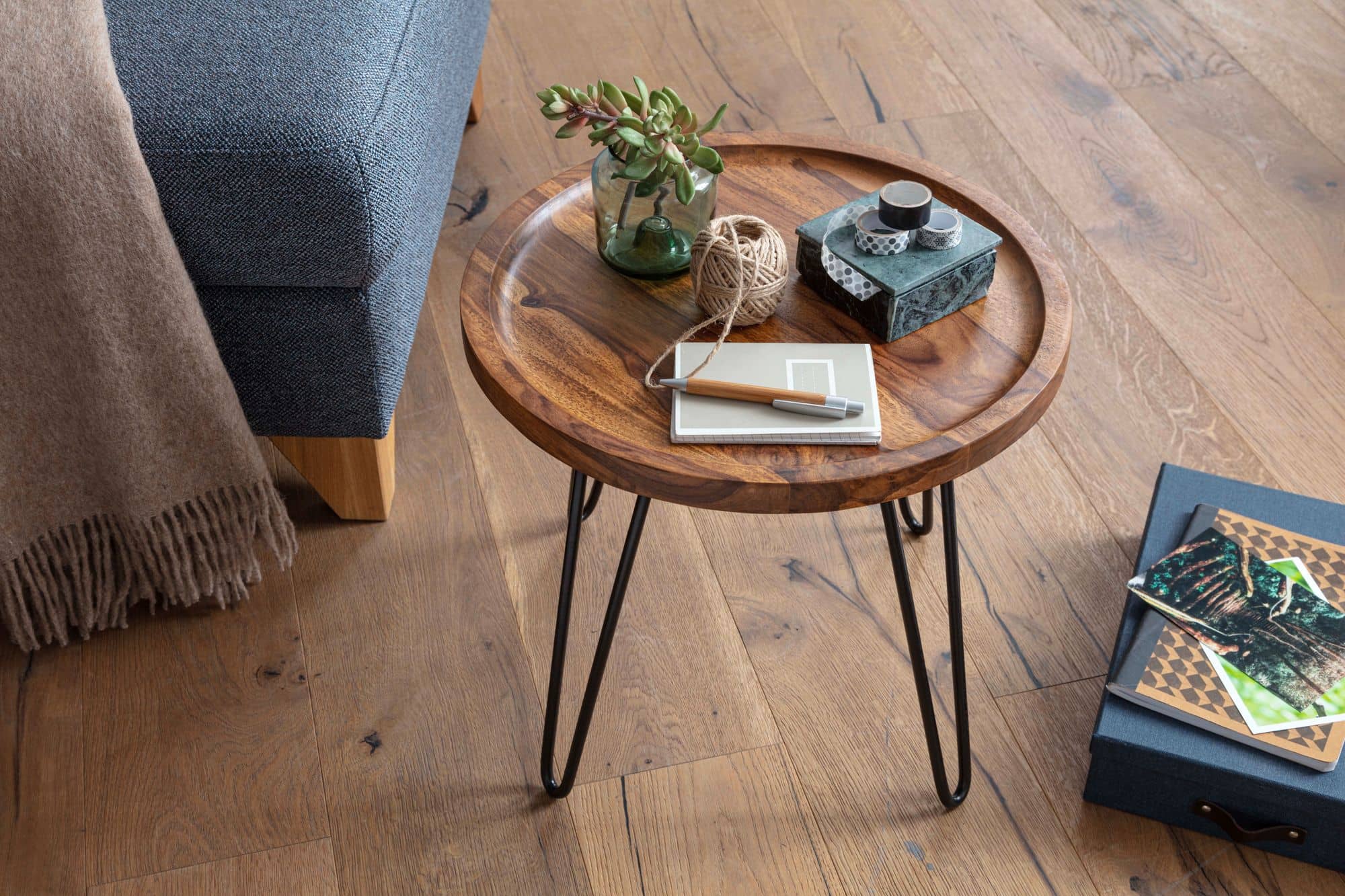 Wohnling Beistelltisch 45 cm – Sheesham massiv & Metall