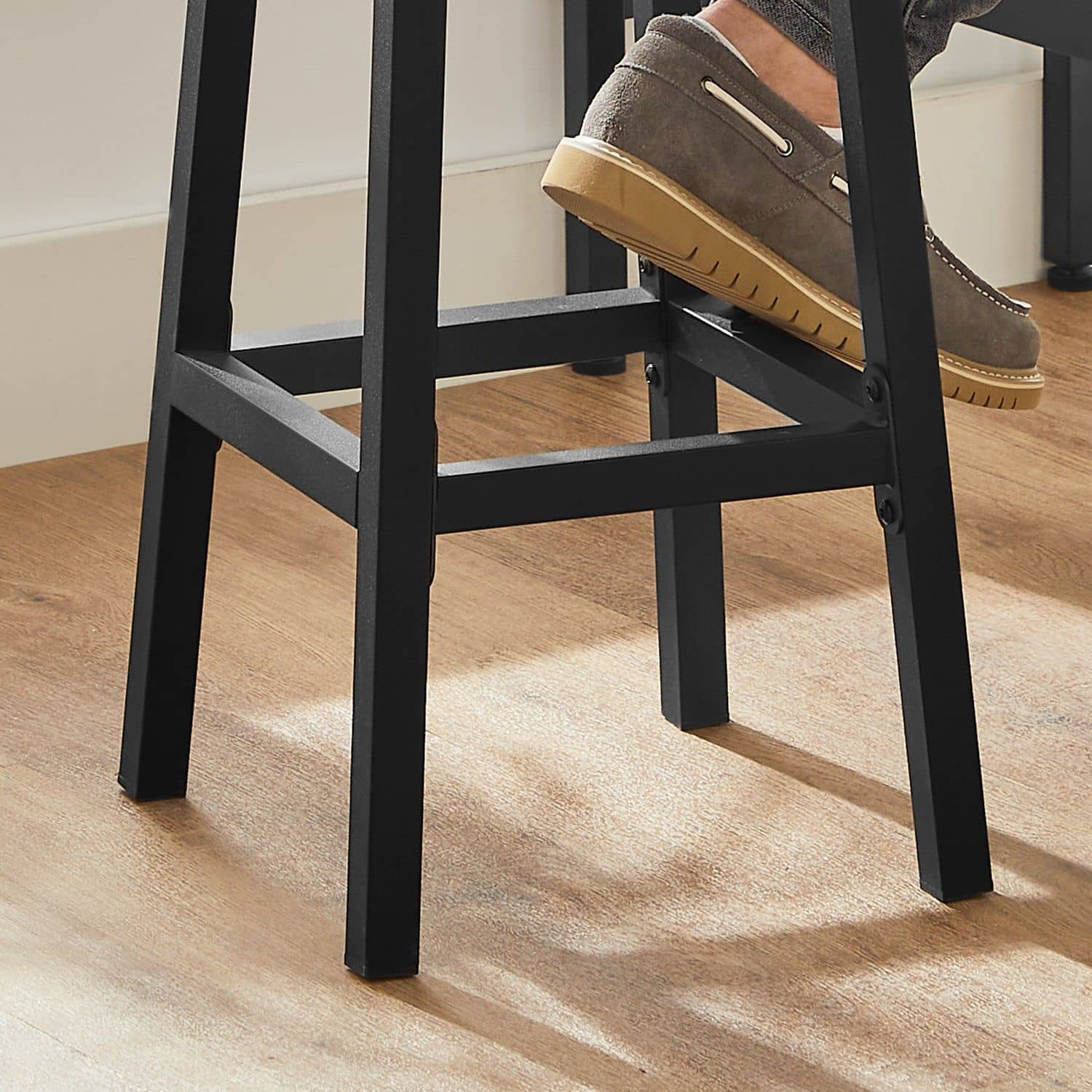 Barhocker mit Stahlgestell Barhocker mit Stahlgestell