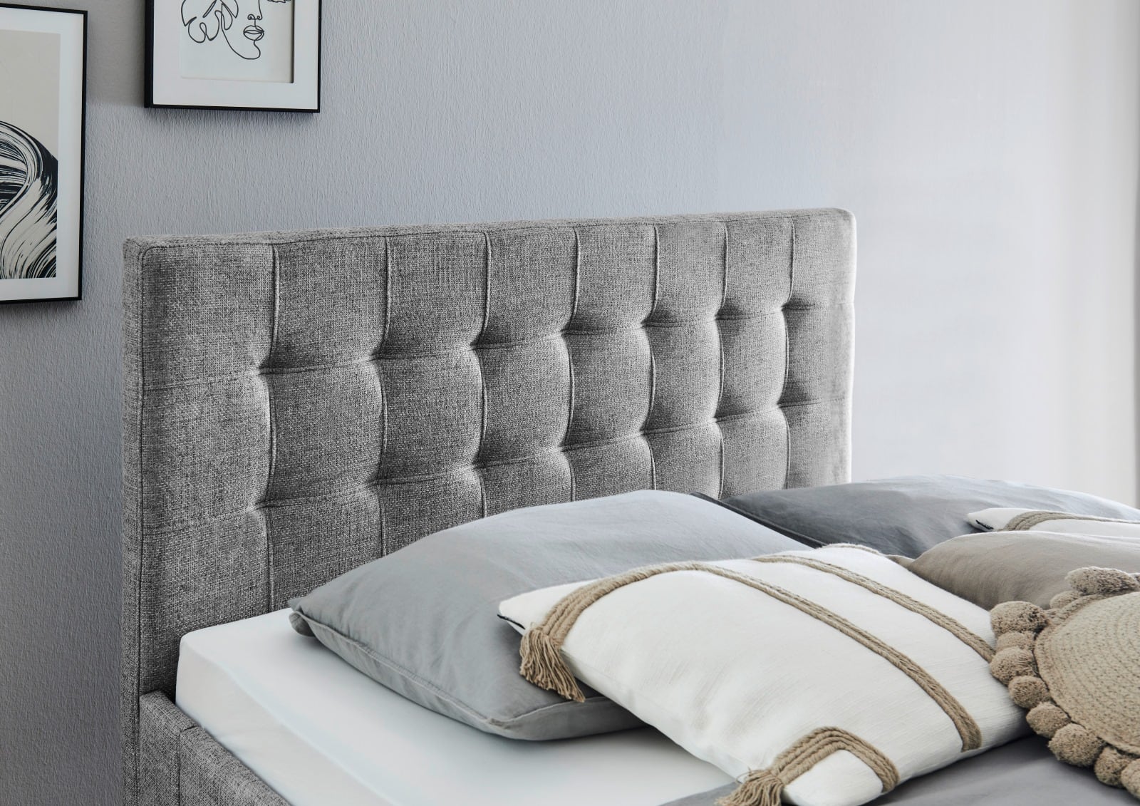 Polsterbett Empire by Meise – Modernes Designerbett in Grau , Mikrofaserbezug, wählbare Größe 140x200 cm , stabiles Bettgestell ohne Lattenrost & Matratze Polsterbett Empire by Meise – Modernes Designerbett in Grau , Mikrofaserbezug, wählbare Größe 140x200 cm , stabiles Bettgestell ohne Lattenrost & Matratze