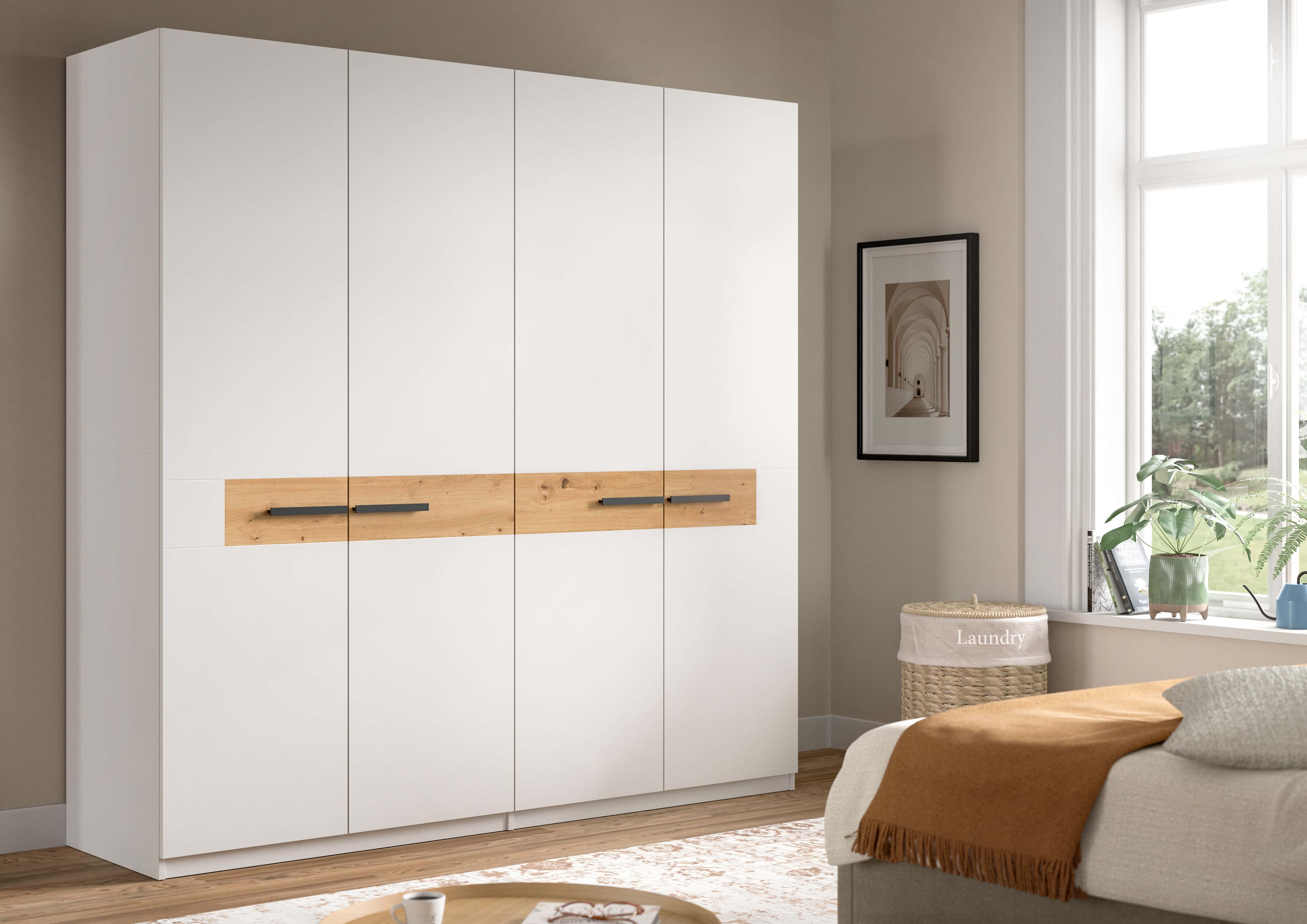 Stanga Kleiderschrank