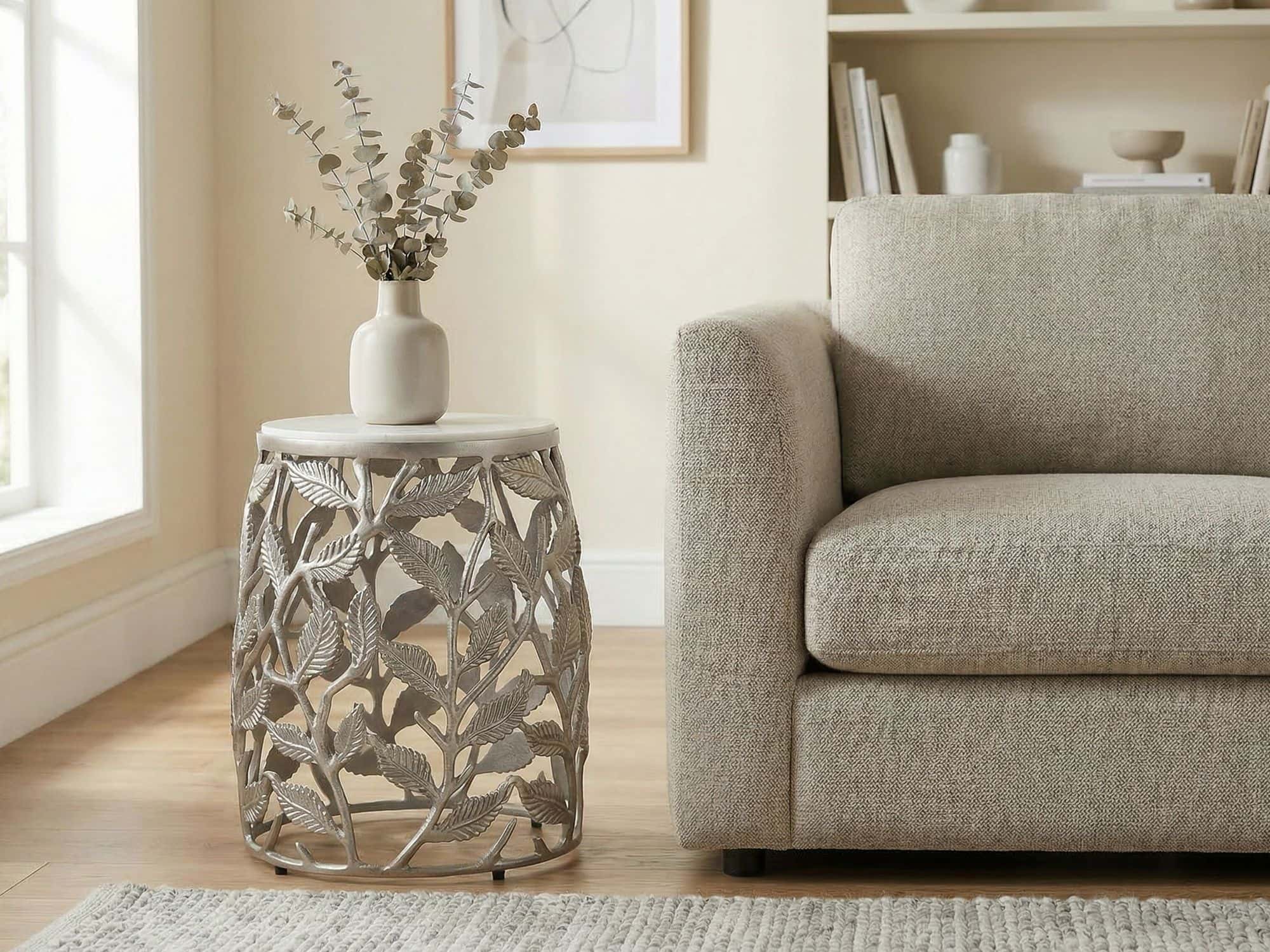 Beistelltisch 40cm Silber mit weißer Marmor Tischplatte - Couchtisch klein rund - Sofatisch Alu modern - Wohnzimmertisch Aluminium - Design Tisch Metallgestell Handmade Beistelltisch 40cm Silber mit weißer Marmor Tischplatte - Couchtisch klein rund - Sofatisch Alu modern - Wohnzimmertisch Aluminium - Design Tisch Metallgestell Handmade