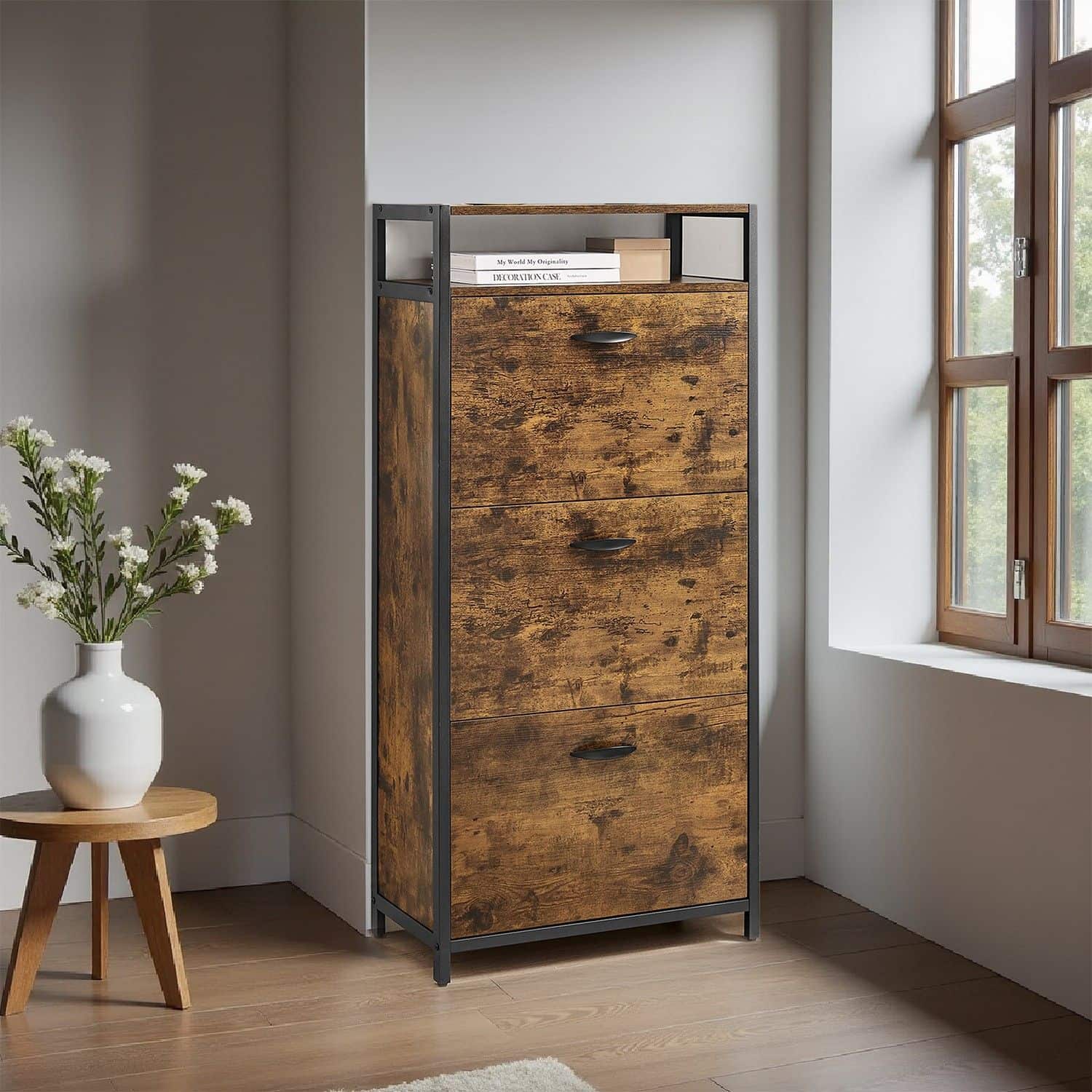 Schuhschrank mit 3 Klappen Schuhschrank mit 3 Klappen