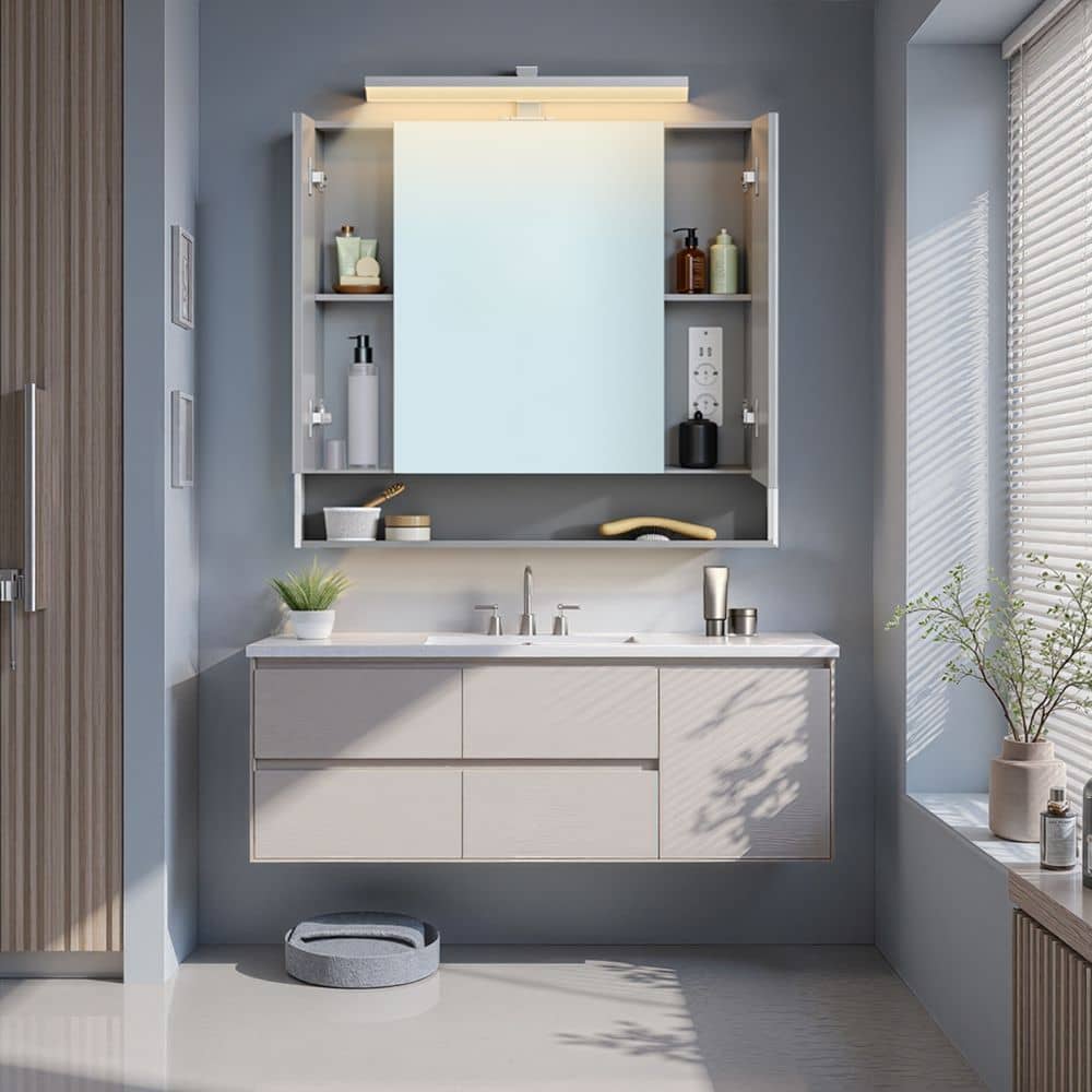 Wandschrank mit 3 Türen, Spiegel, Mehrfachsteckdose Wandschrank mit 3 Türen, Spiegel, Mehrfachsteckdose