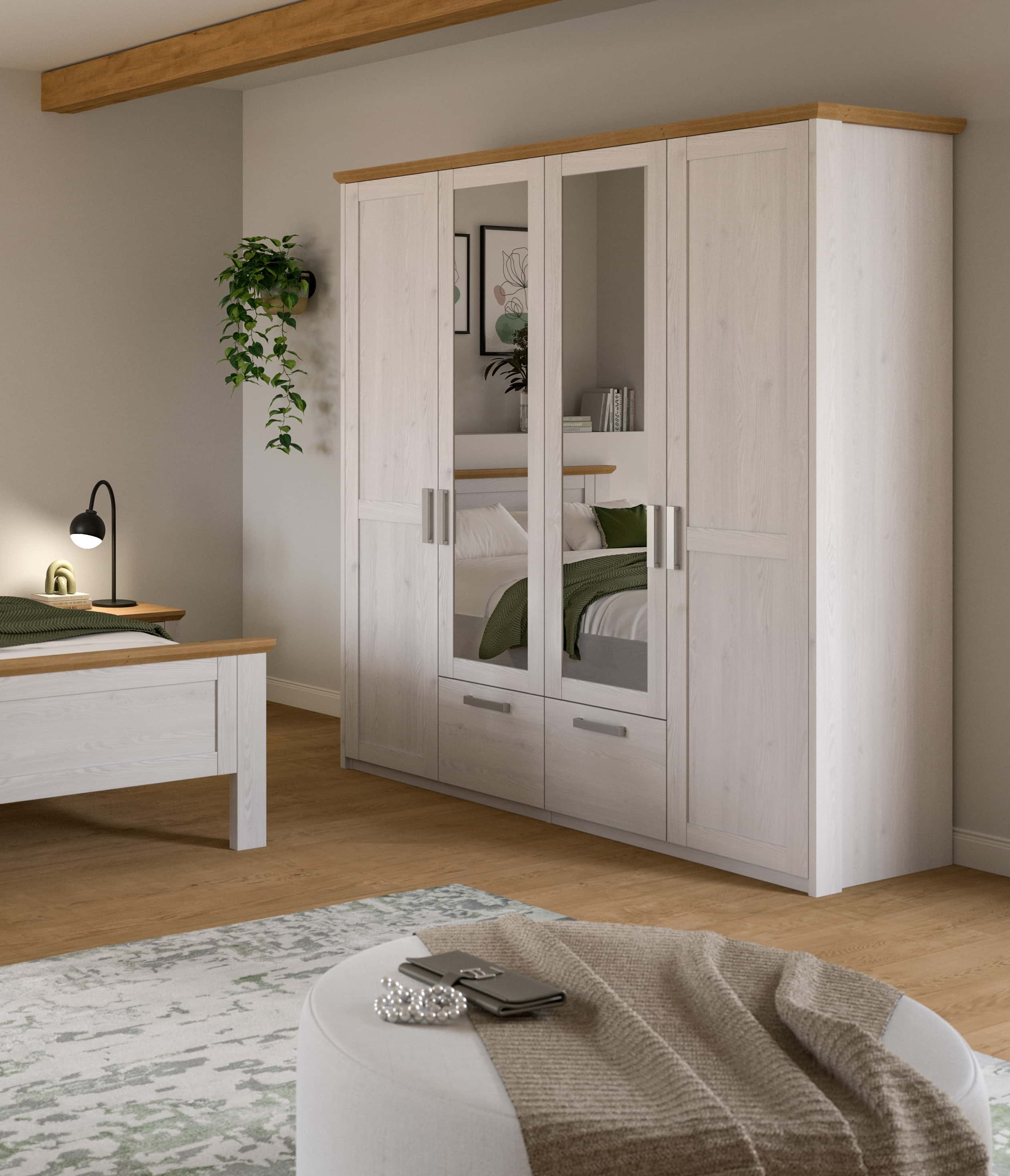 Verona Kleiderschrank 4-türig