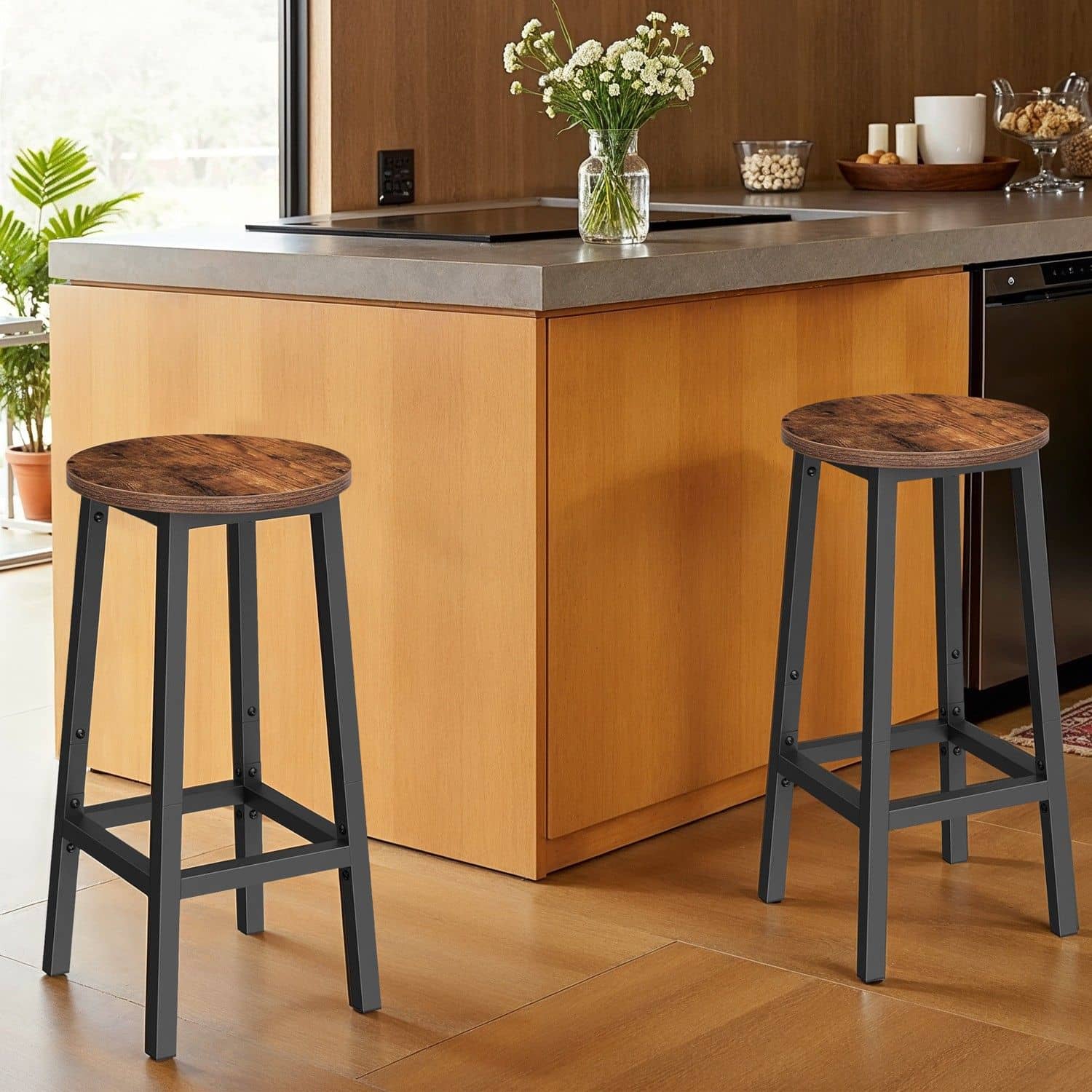 Barhocker mit Stahlgestell Barhocker mit Stahlgestell