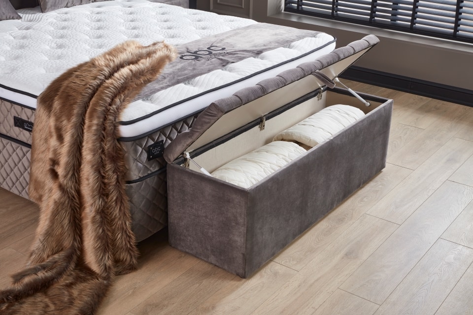 Graue Eleganz für Ihr Schlafzimmer: Boxspringbett Hadise