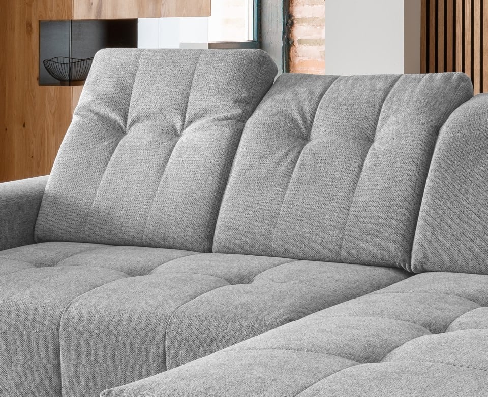 Ecksofa Sano von Benformato mit Elektrofunktion und verstellbaren Kopflehnen, bezogen mit hochwertigem Corto Stoff in wählbaren Farben Ecksofa Sano von Benformato mit Elektrofunktion und verstellbaren Kopflehnen, bezogen mit hochwertigem Corto Stoff in wählbaren Farben