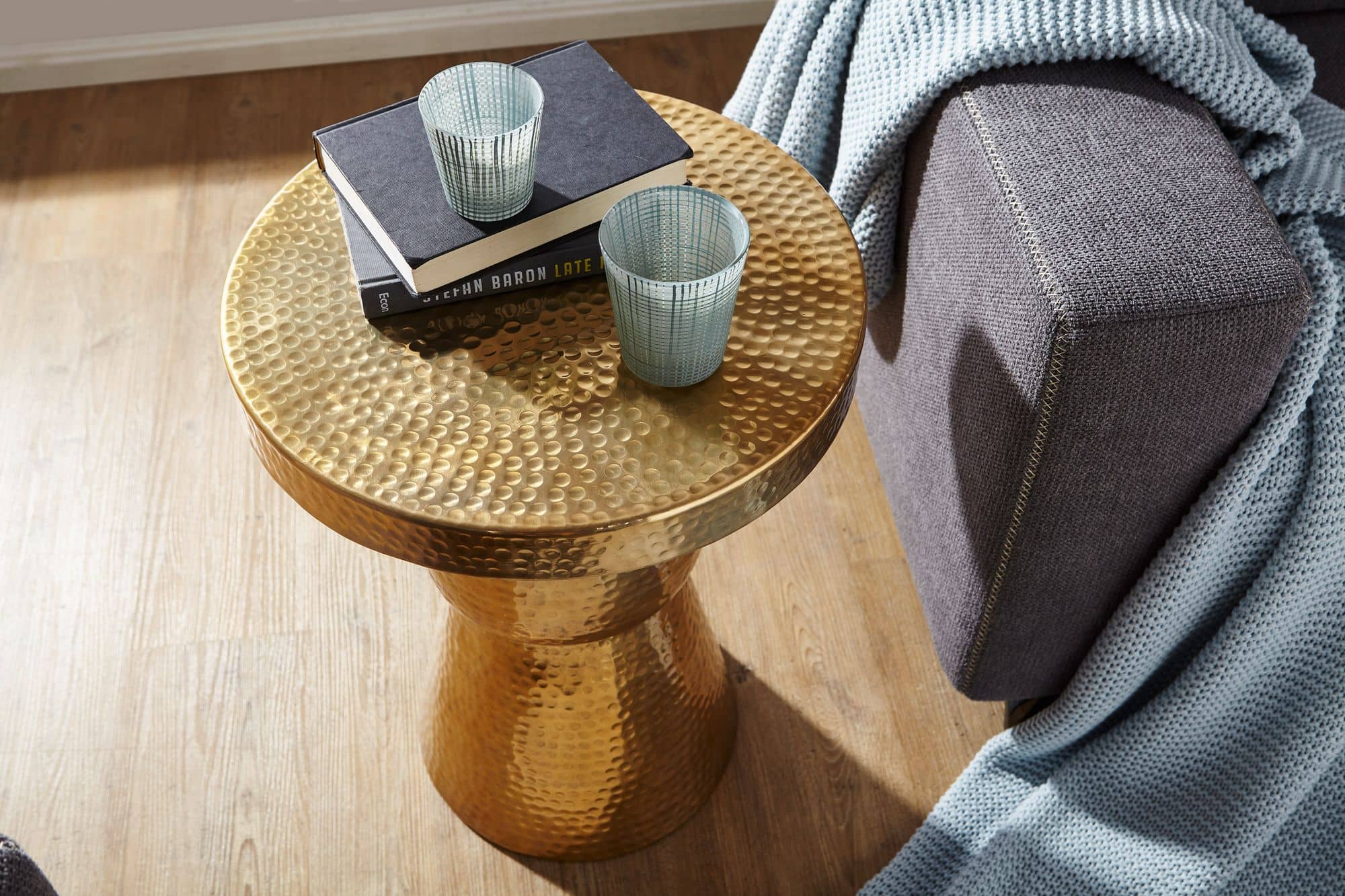 46289-WOHNLING-Beistelltisch-43x43x59-cm-Aluminiu_3 Design Beistelltisch 43x59x43 cm Aluminium Gold