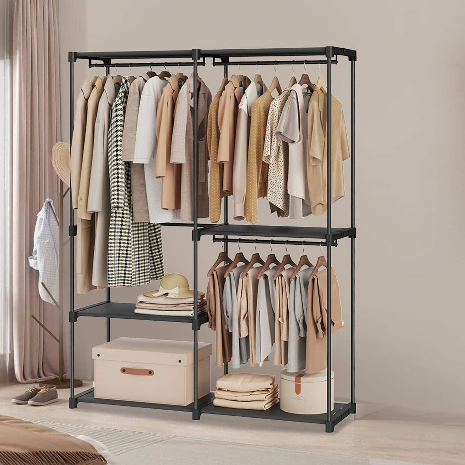 Kleiderschrank offen, Kleiderständer, Kleiderstange Kleiderschrank offen, Kleiderständer, Kleiderstange